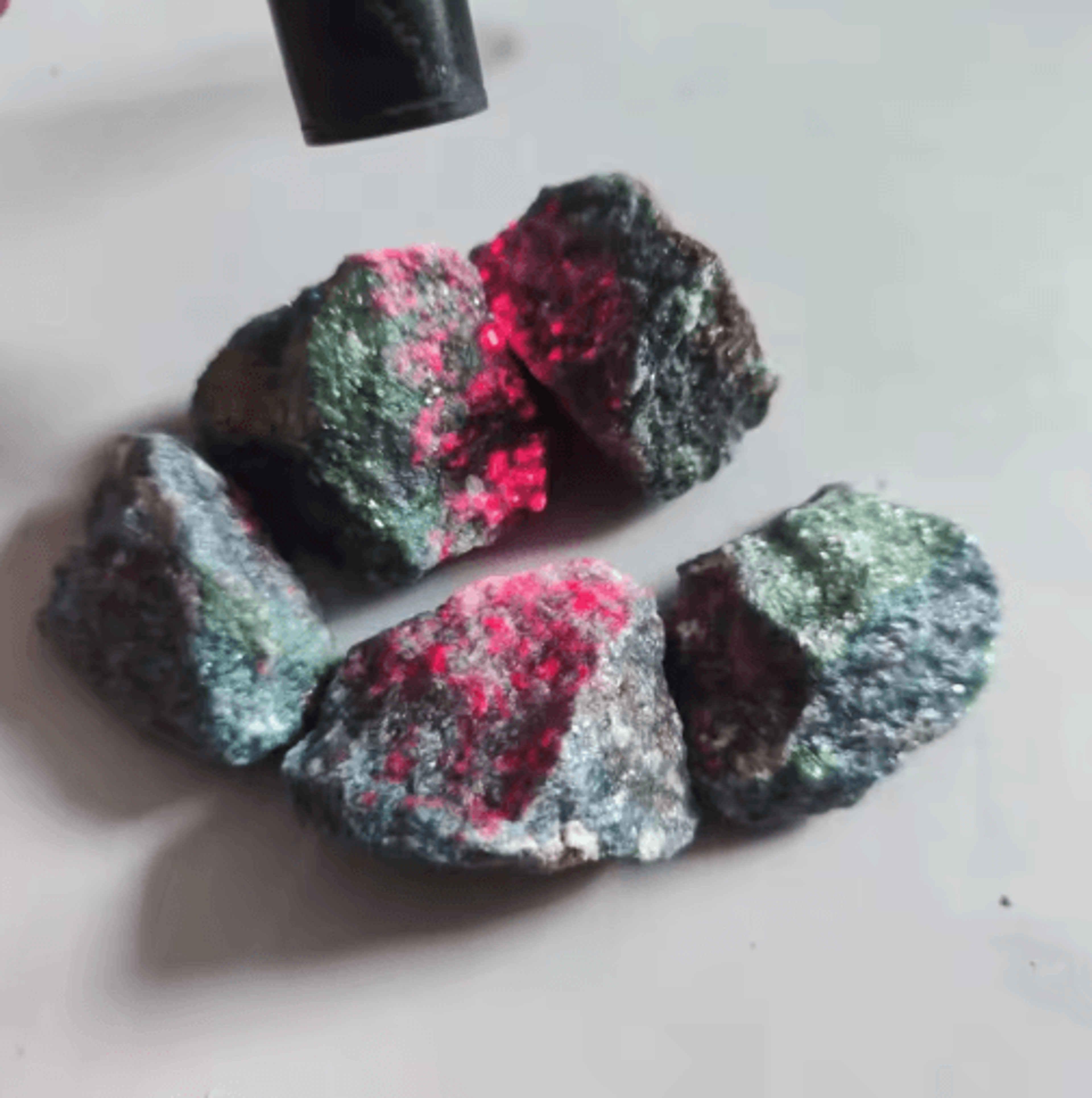 Natural Raw Gemstone Collection  UV Reactive Emerald Sapphire  Ruby Mineral Specimens 5