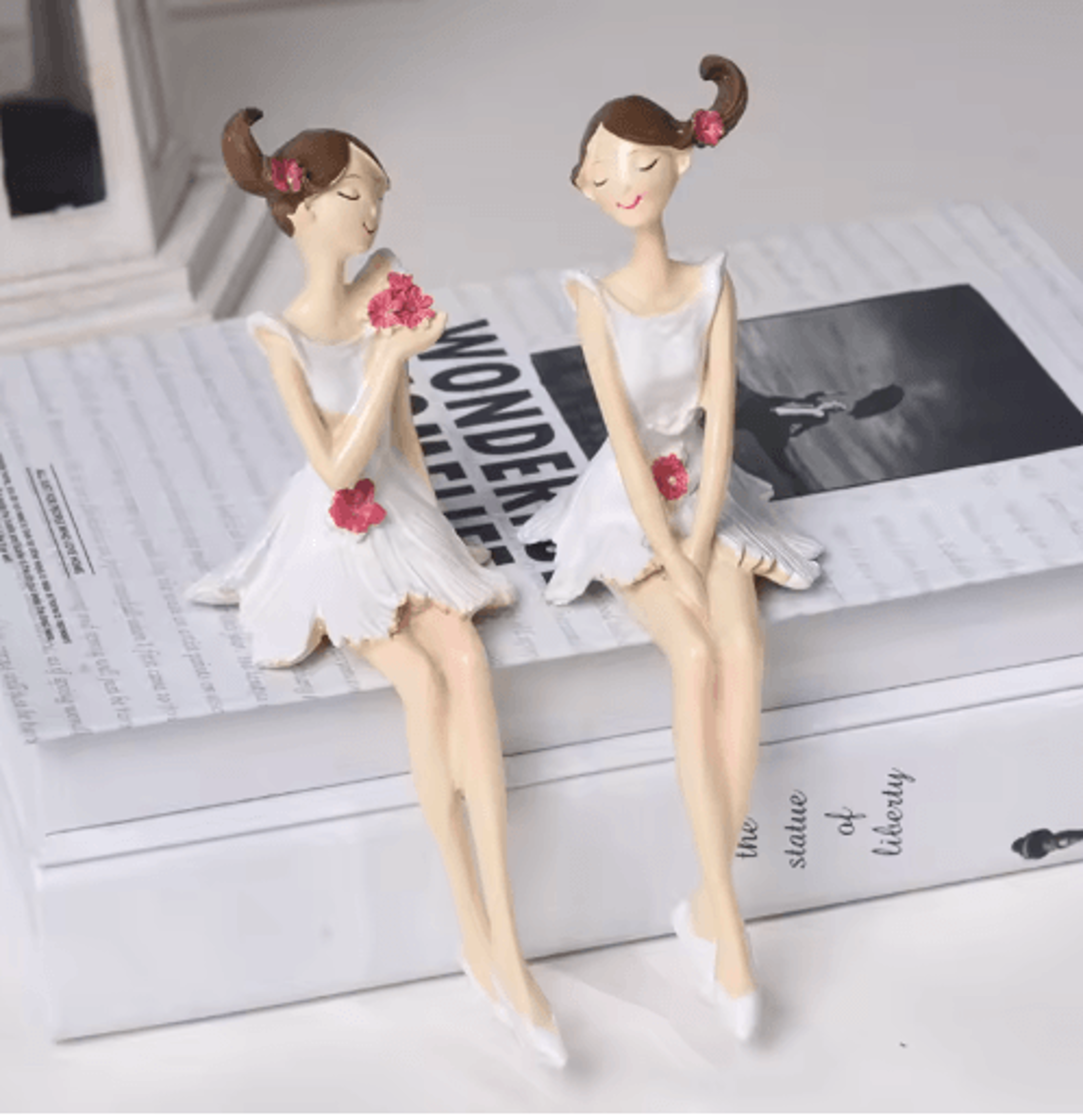 2Piece Angel Fairy Figurine Set Elegant Angel Resin Figurines For Home  Garden Decor 1