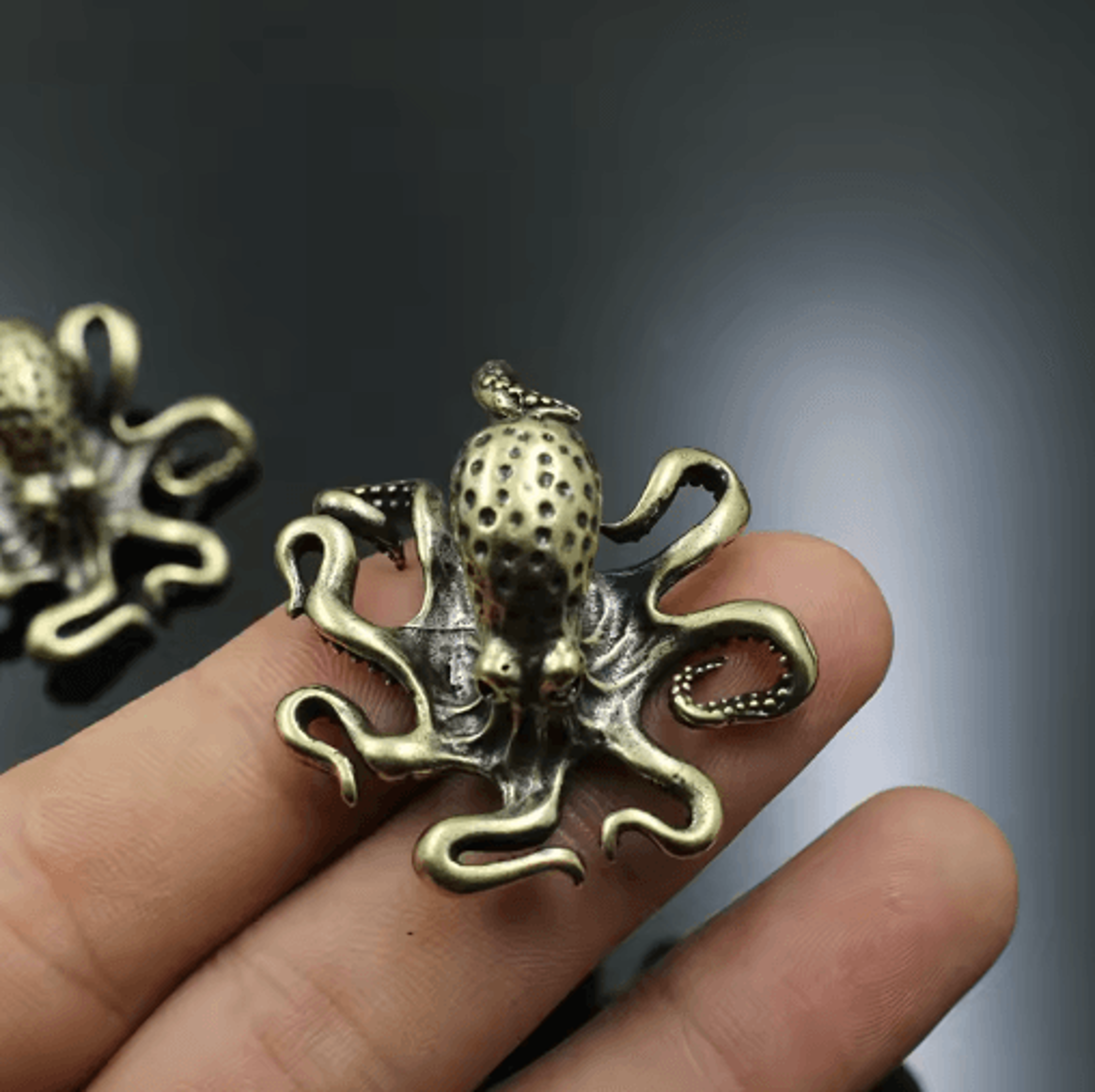 Retro Brass Octopus Figurine  Vintage Brass Octopus Ornament For Desk  Home Decor 2