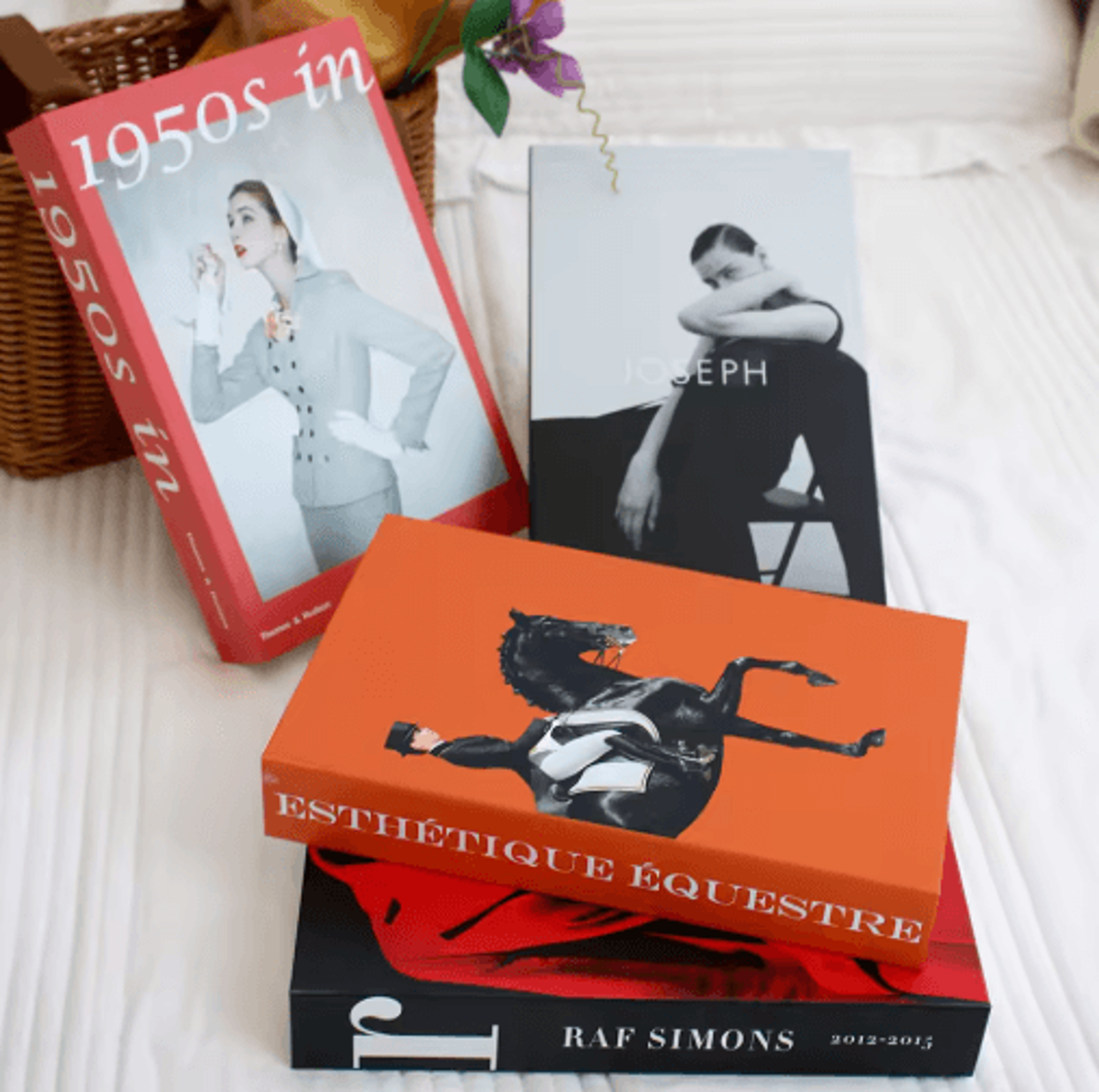 modern decorative fake books stylish coffee table & shelf display props