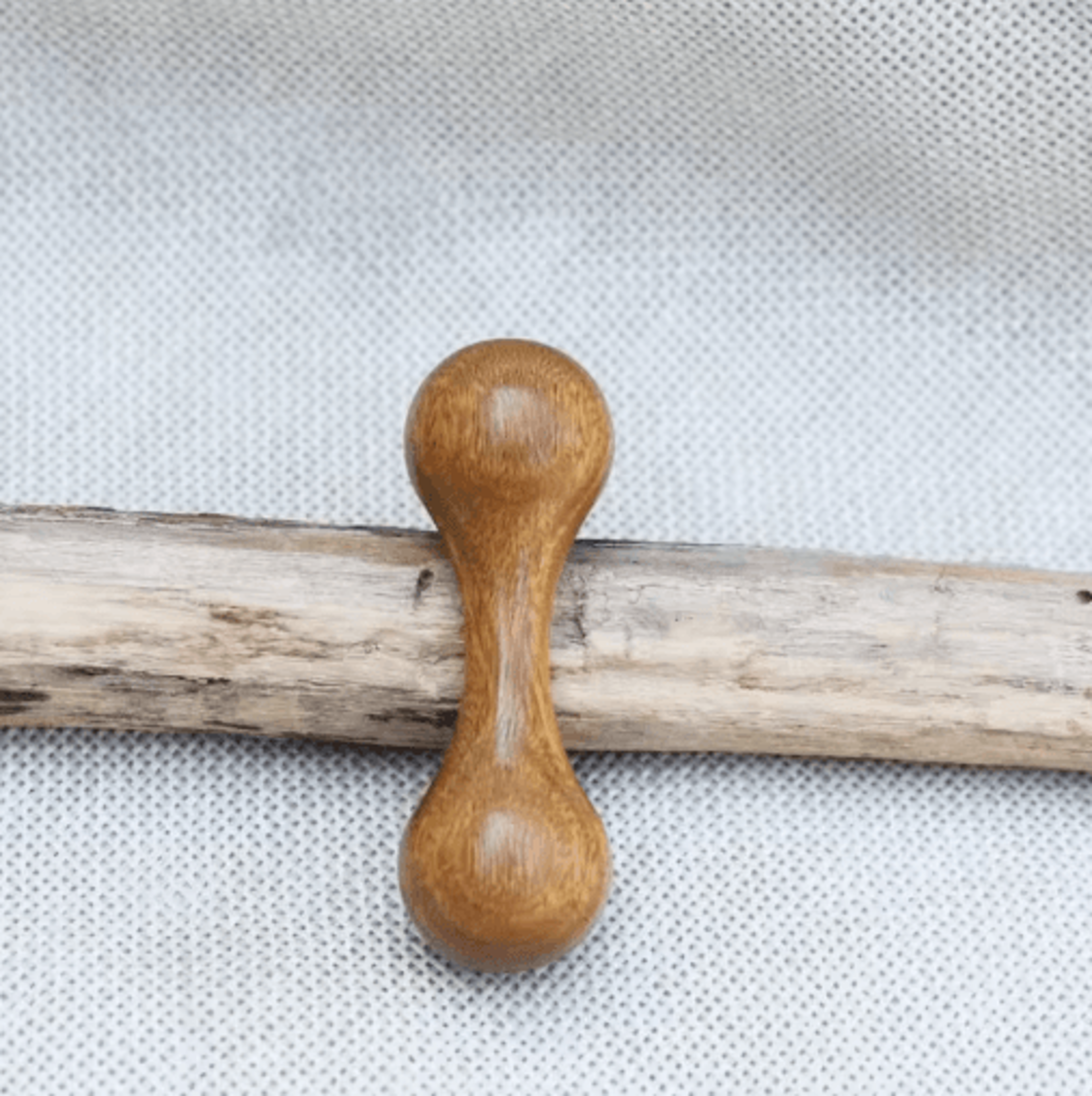 Wooden Finger Gyro Stress Relief Toy For Focus  Relaxation 1