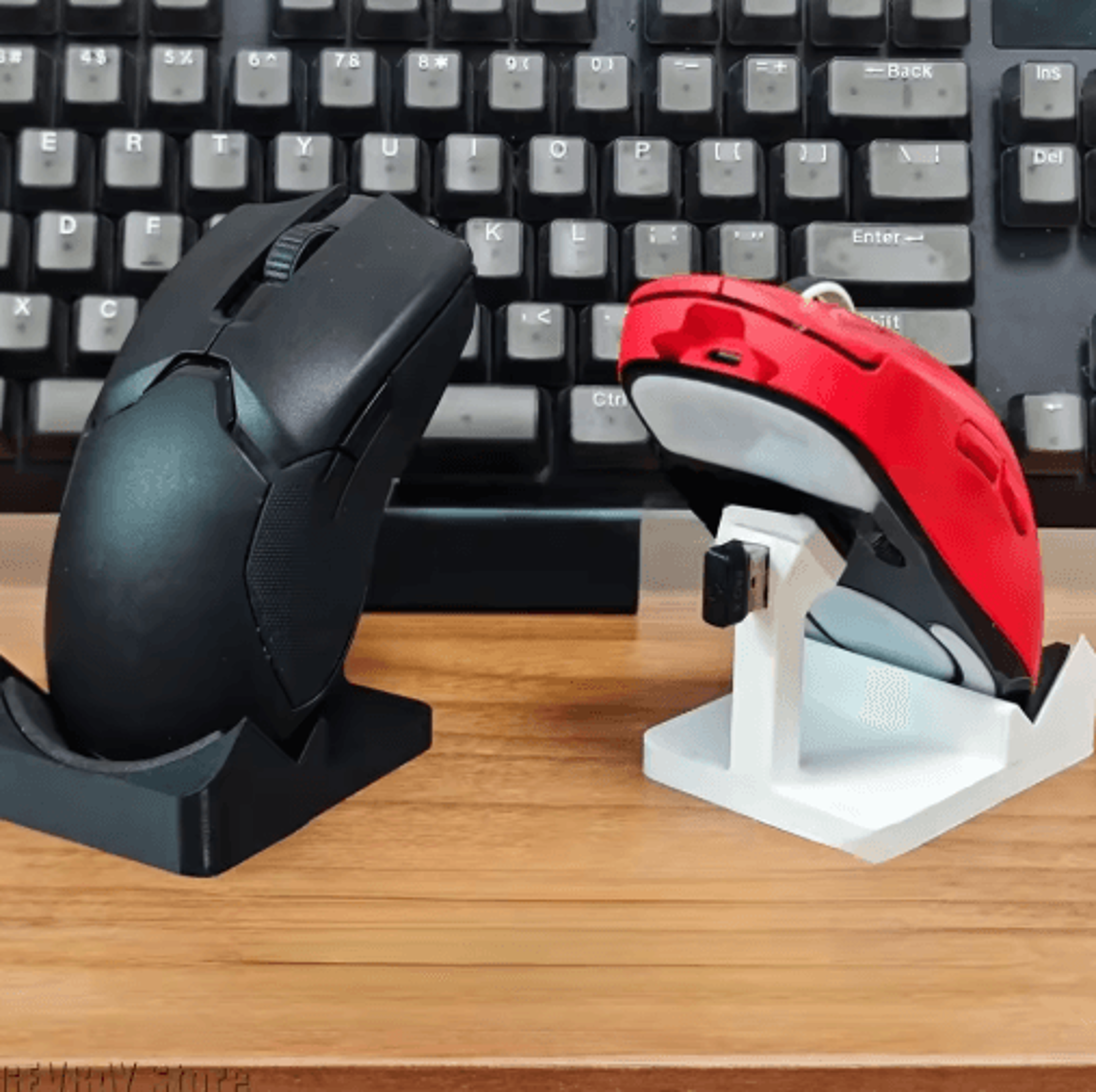 3D Printed Wireless Mouse Display Stand For Logitech GPW  Universal Mice 6