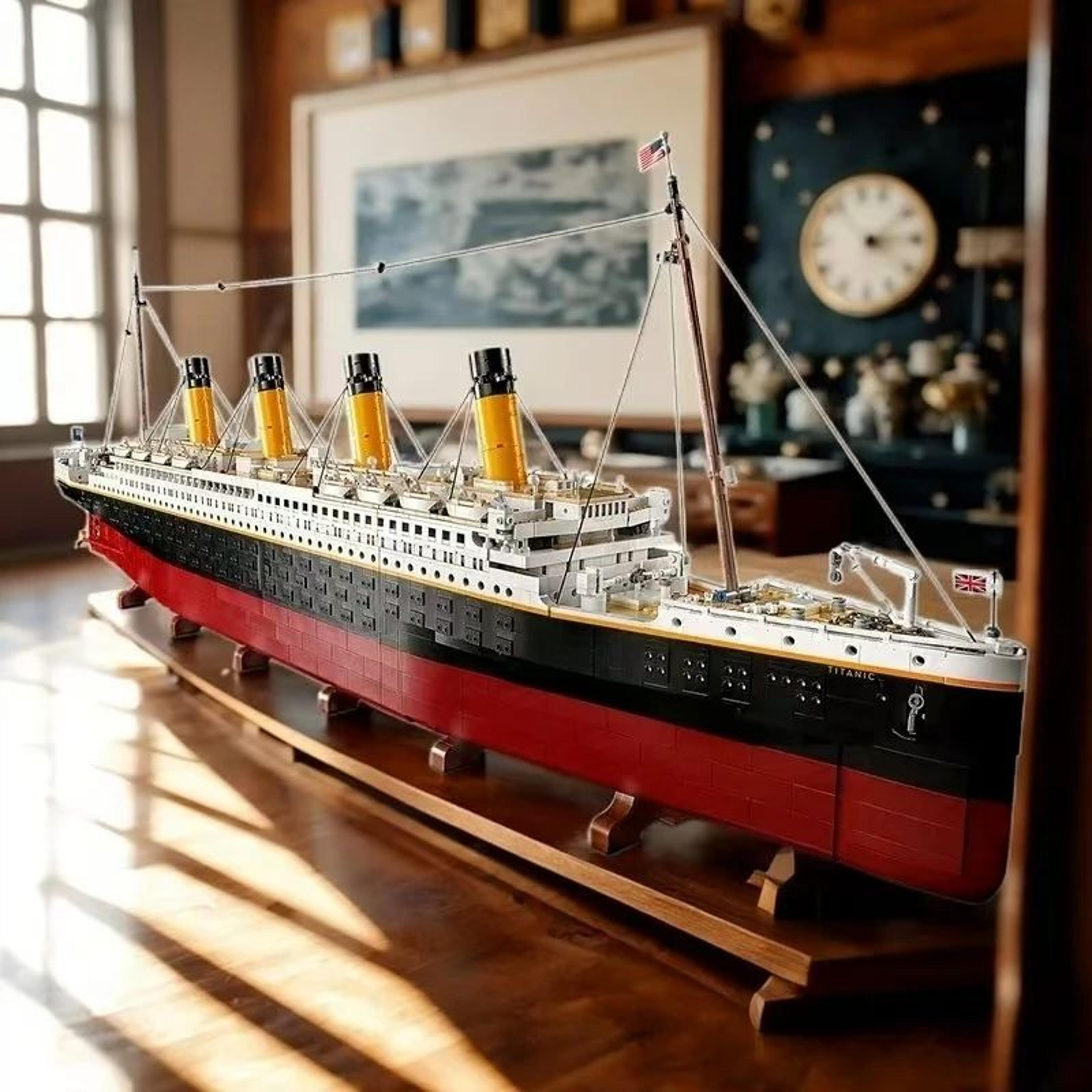 9090Pcs Large Cruise Ship Building Block Set Desktop Display Creative Gift 2