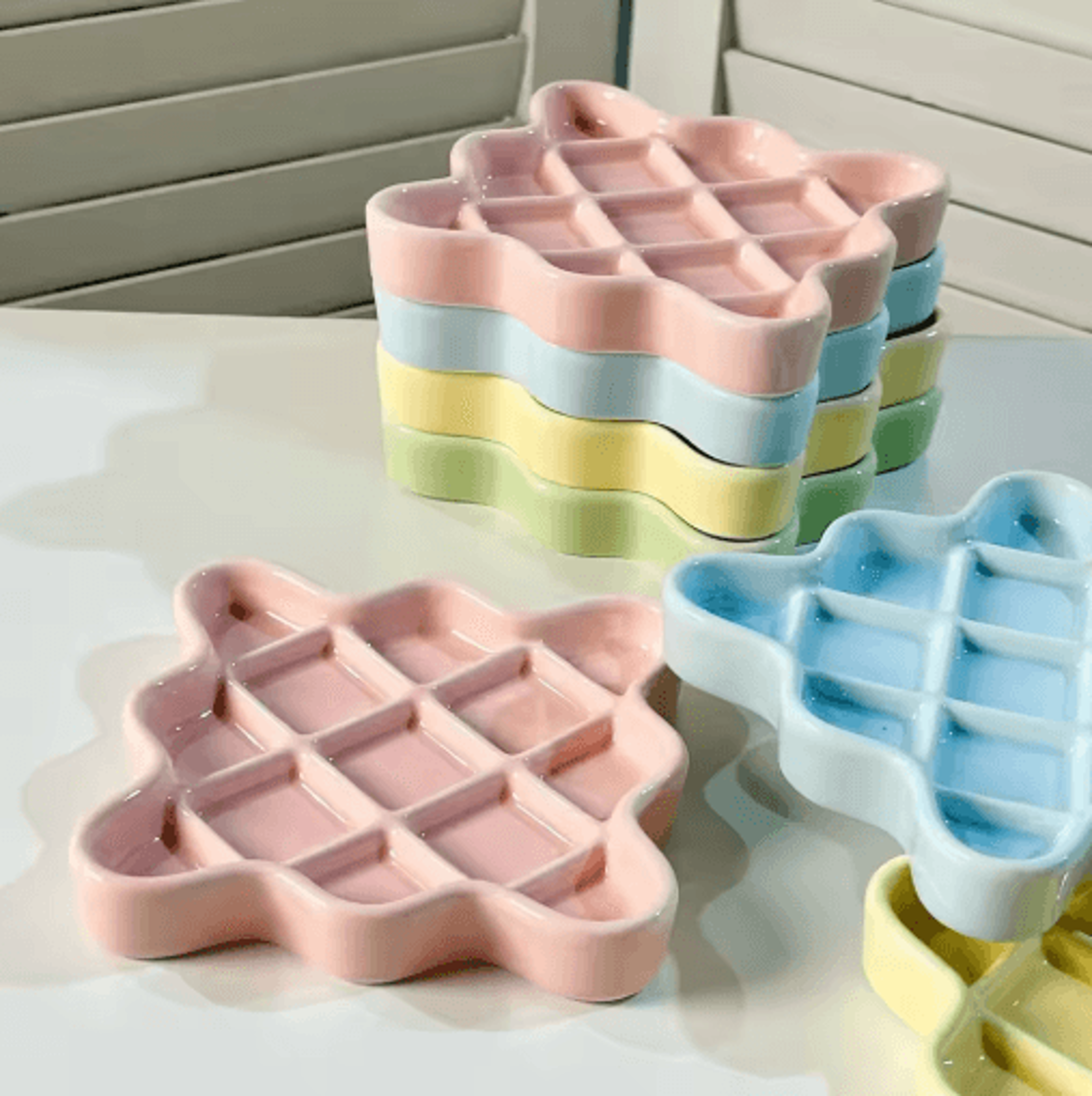Ceramic Slow Feeder Pet Bowl  AntiChoking Lick Plate For Healthy Eating 0