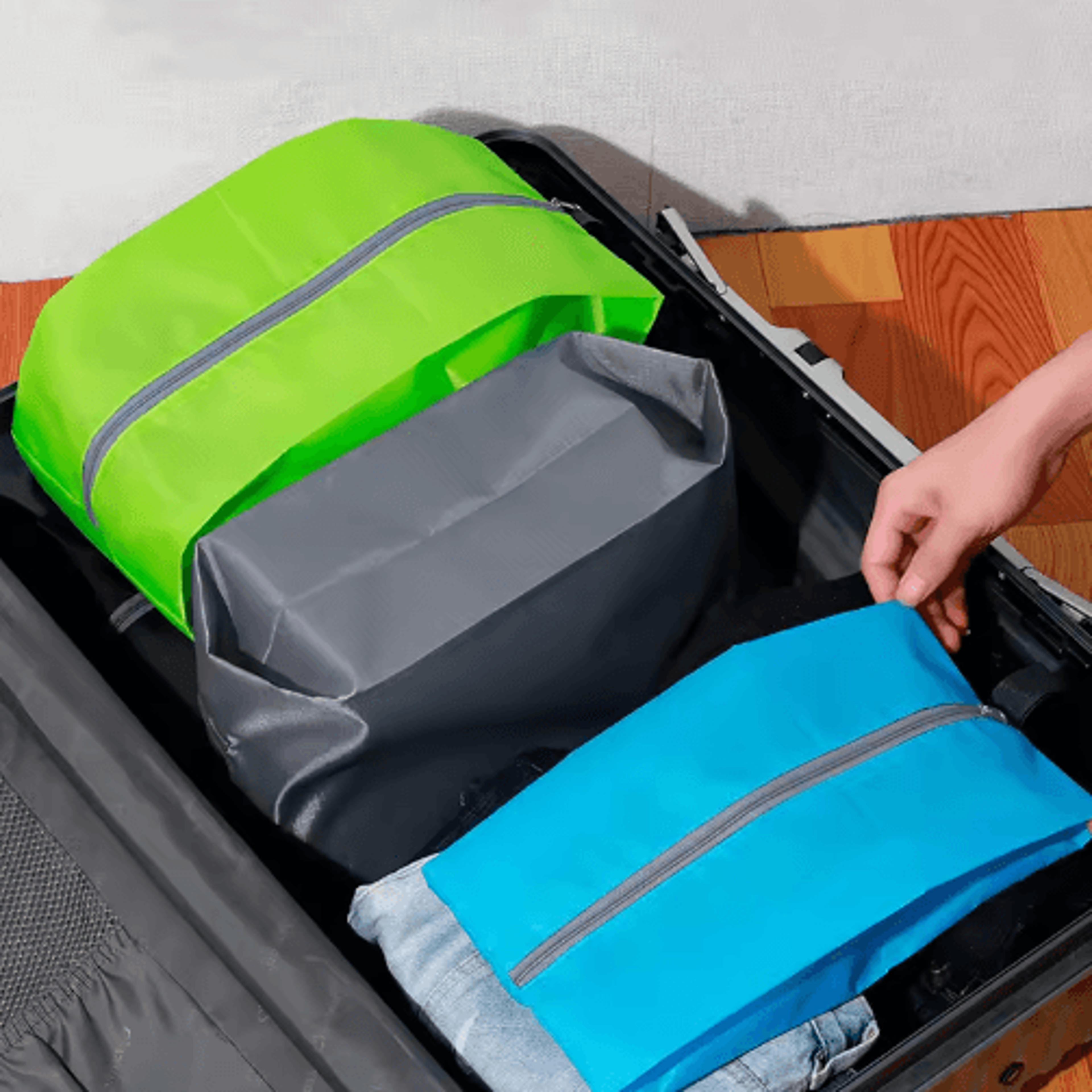 Waterproof Travel Shoe Storage Bag With Zipper Pocket 9