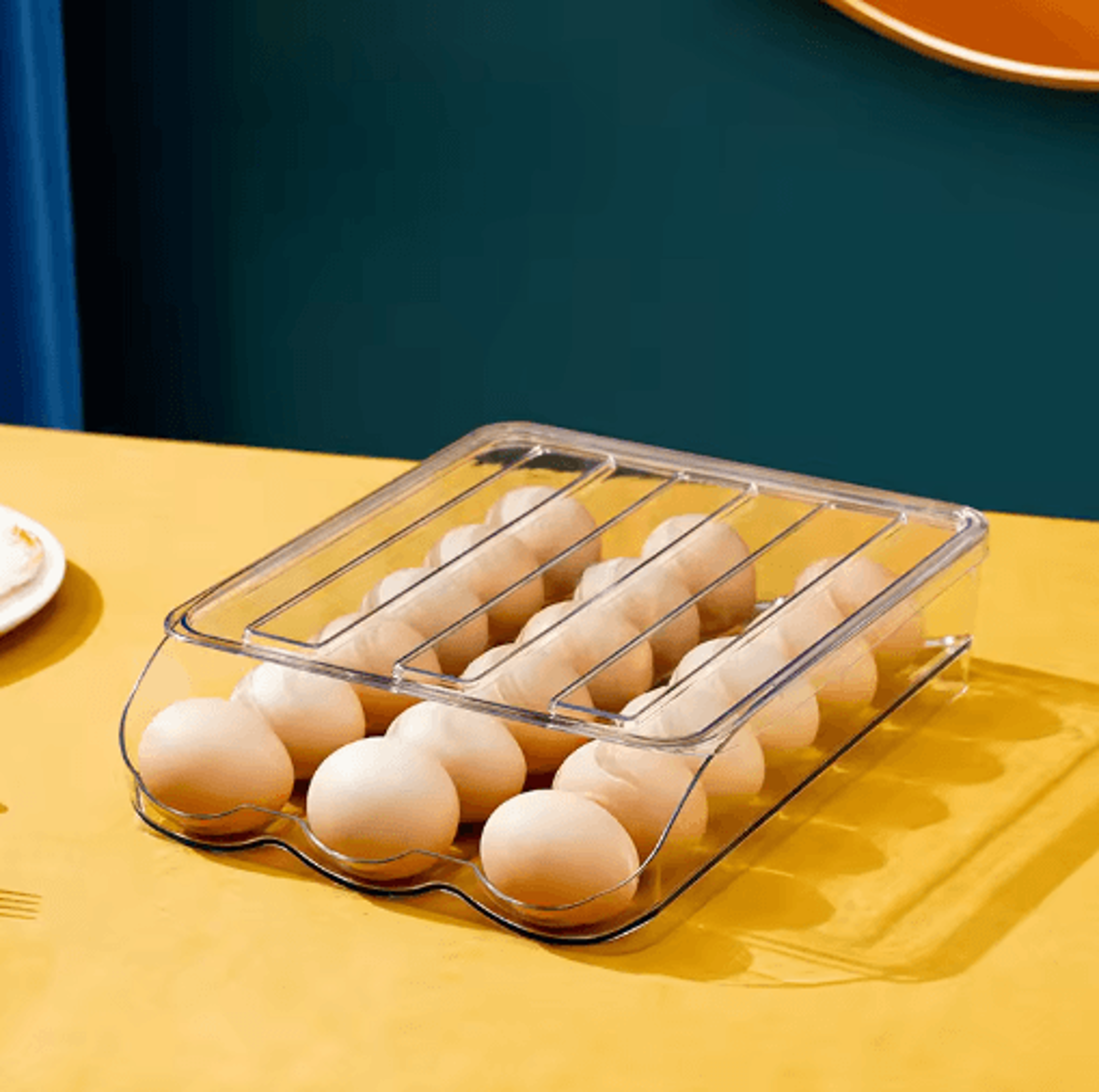 Automatic Rolling Egg Storage Container With Transparent Drawer Design 3