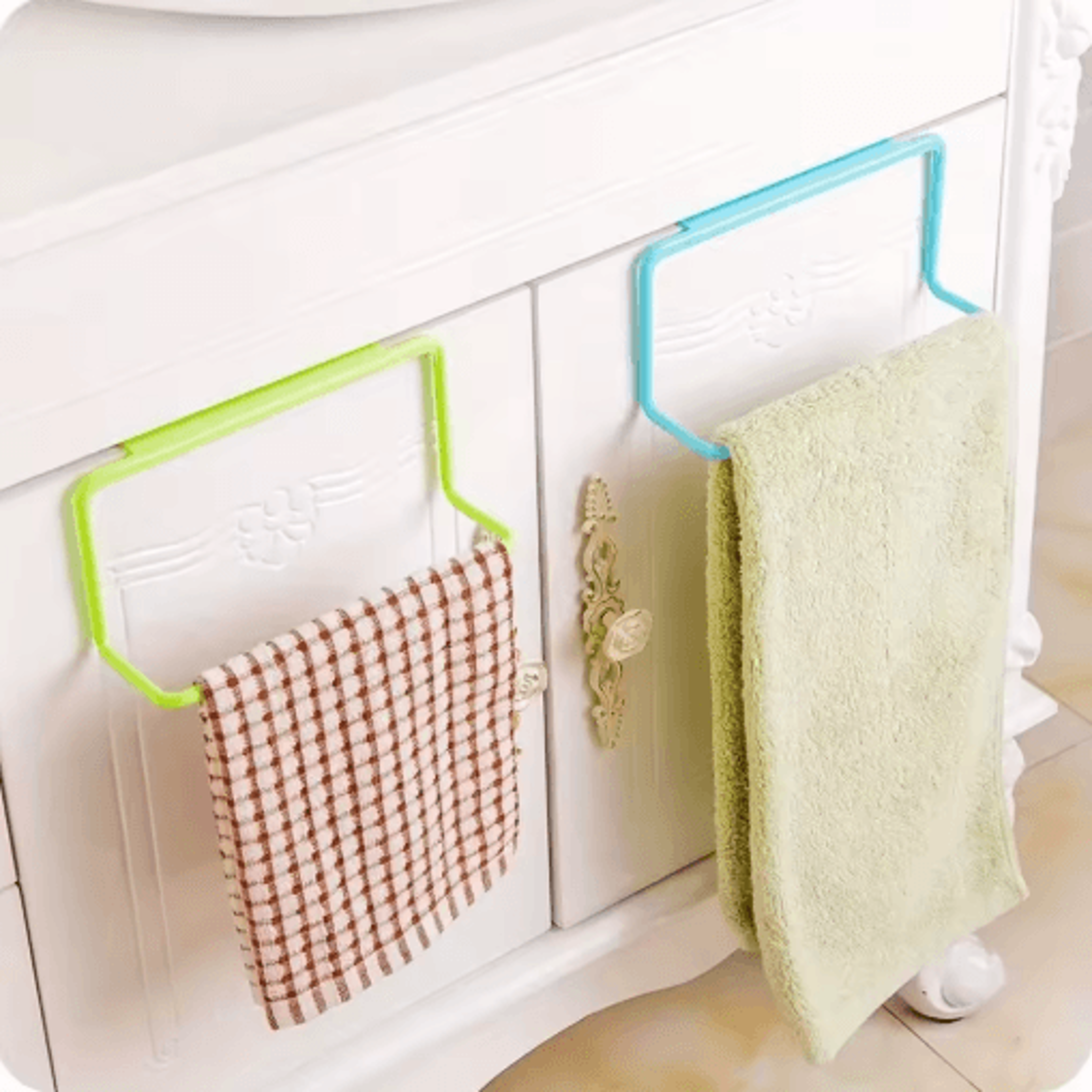 Plastic Cabinet Door Towel Rack  Hanging Kitchen Towel Holder  Multifunction Cupboard Organizer 5