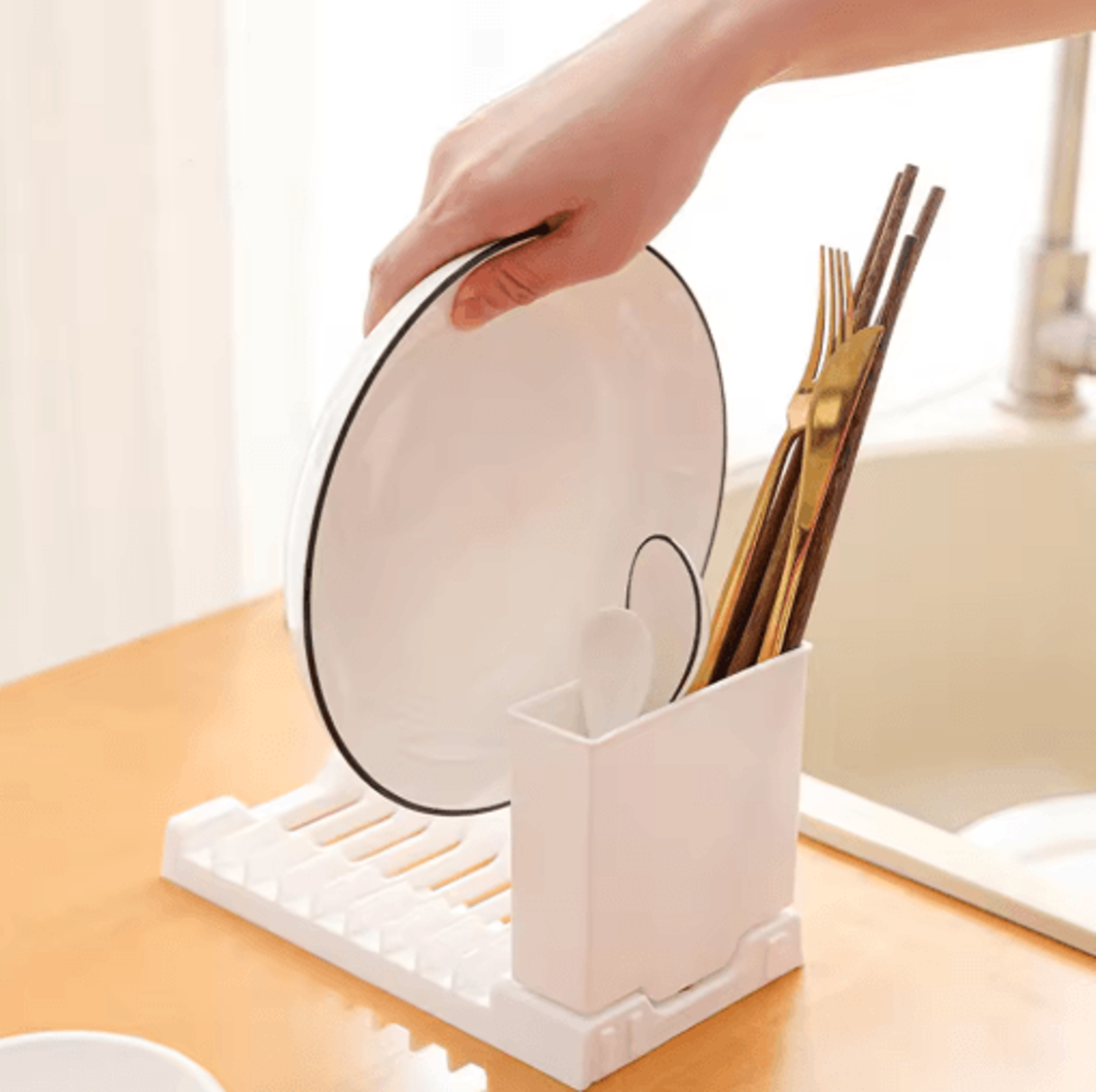 Multipurpose Dish Drying Rack Countertop Kitchen Dish Drainer With Cutlery Holder 8