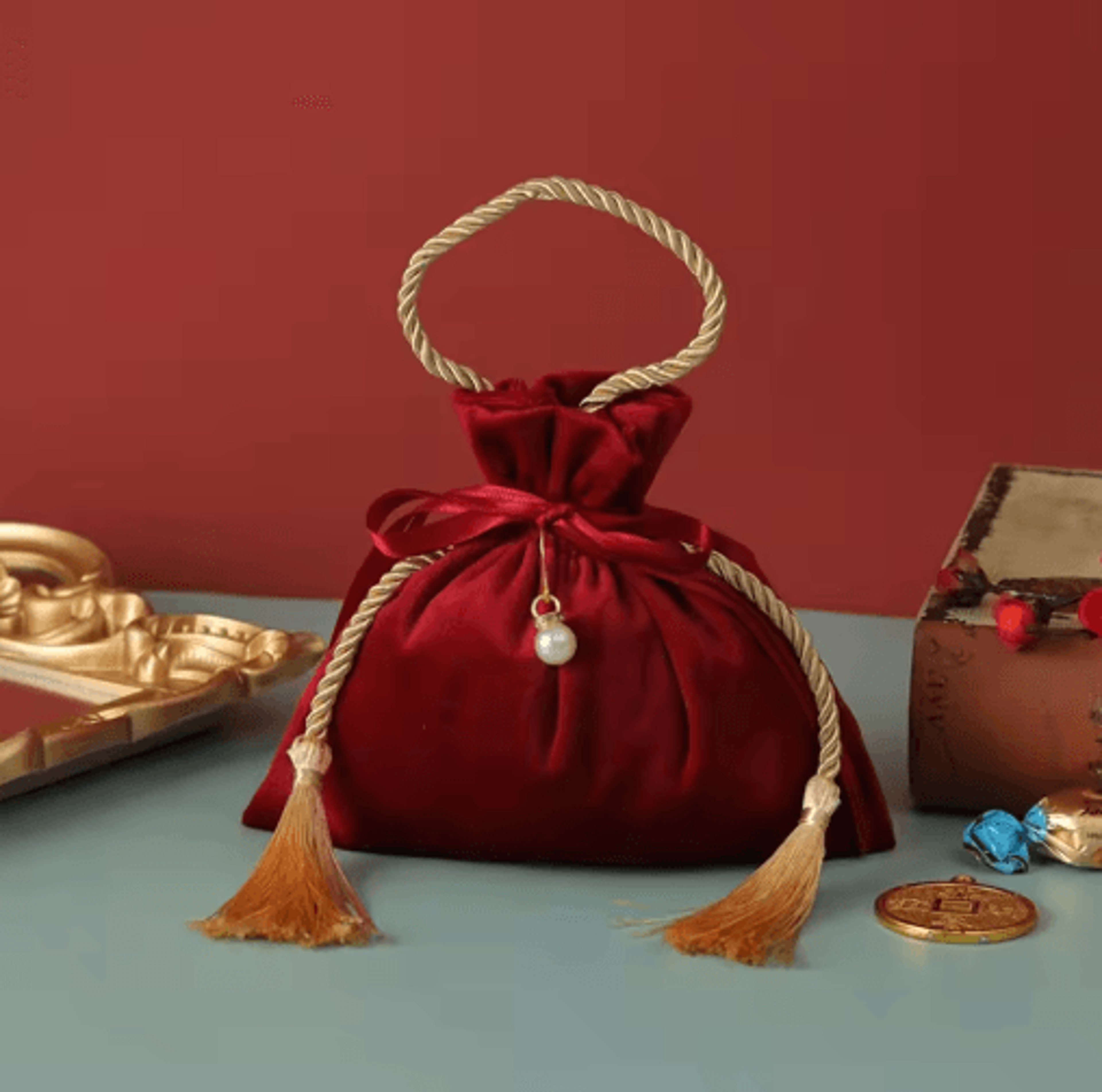 Creative Velvet Drawstring Gift Bag  Large Capacity Candy  Chocolate Packaging Pouch For Weddings   3