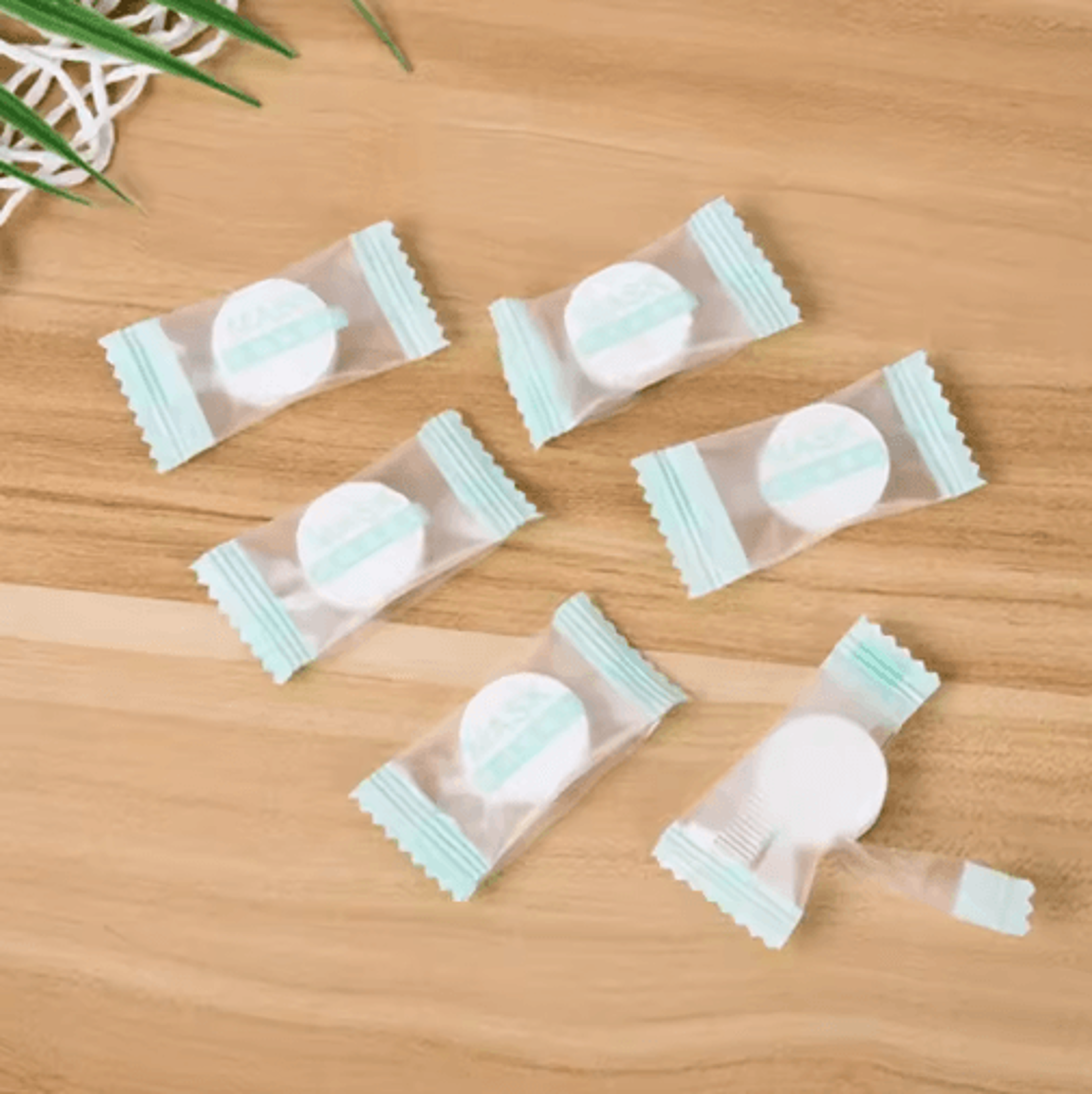 Portable Compressed Face Towels  Disposable Cotton Coin Tissue For Travel  Skincare 3