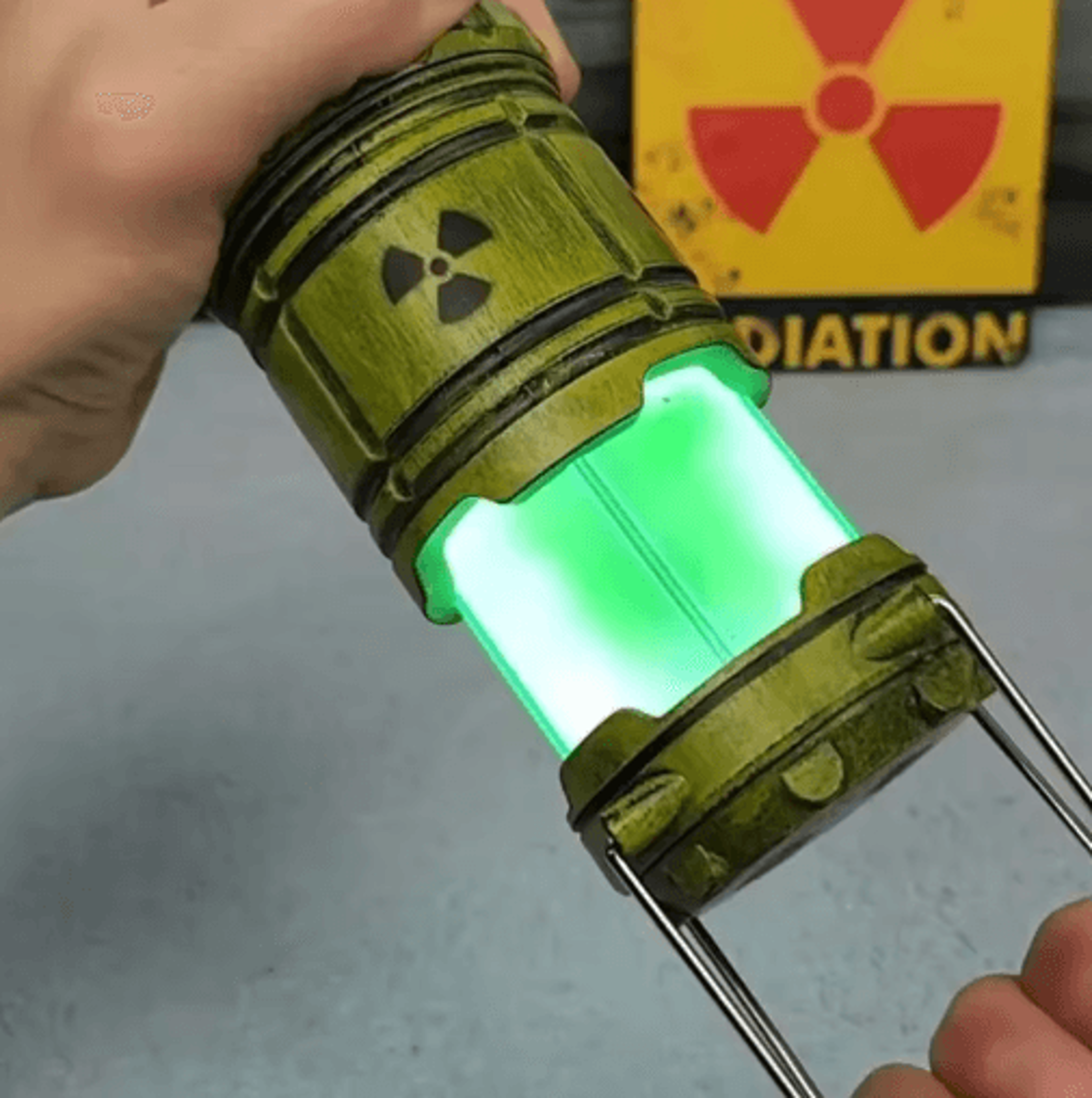 Mini Nuclear Reactor Lantern  SciFi Simulation Handheld Night Light For Halloween  Home Decor 8