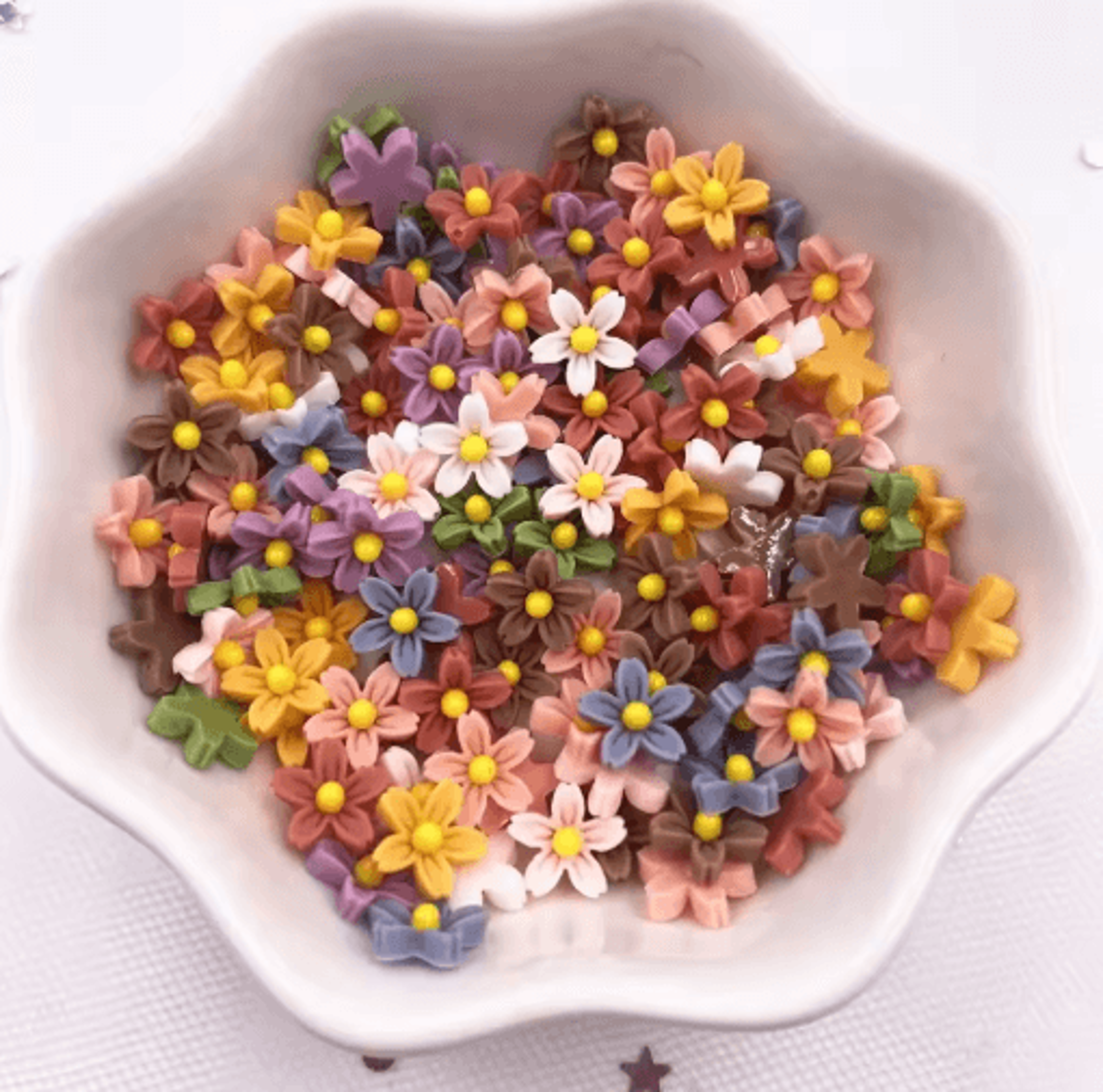 100Piece 8mm Colorful Mini Resin Flower Gems For Crafts And Nail Art 13