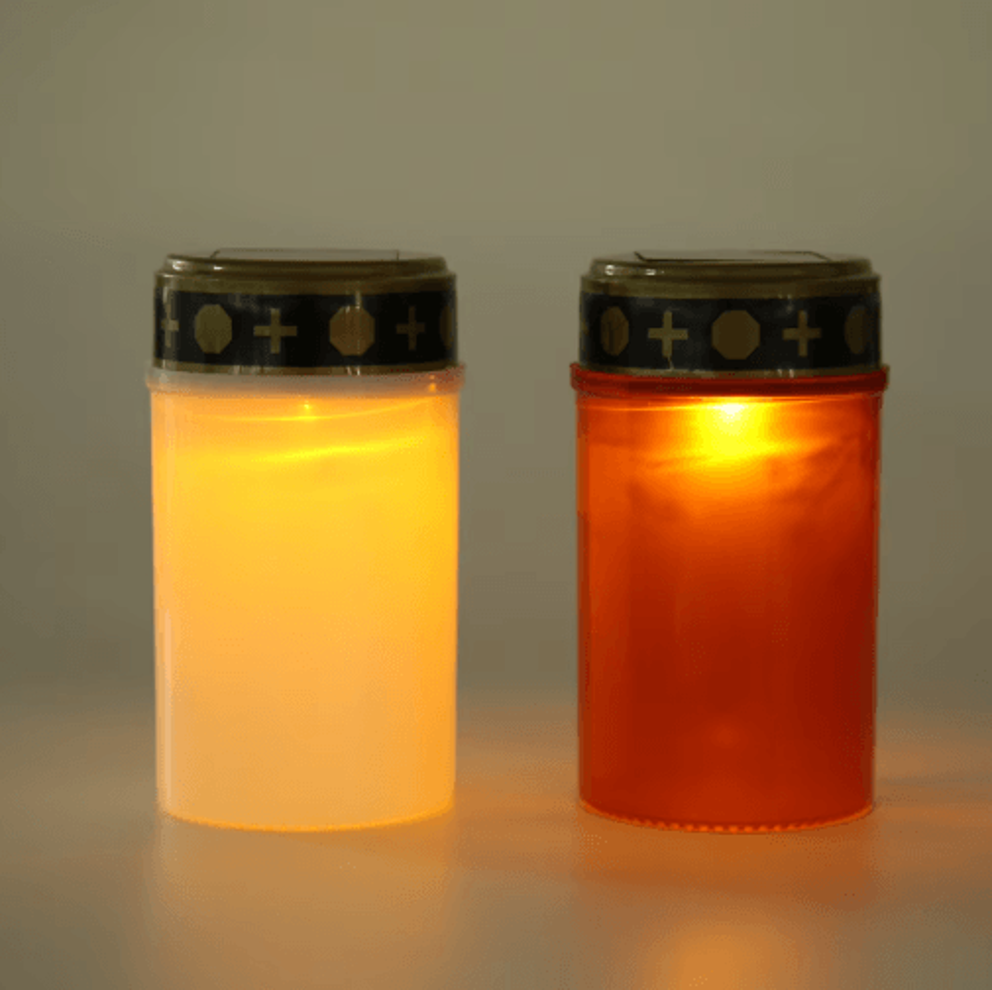 Solar Powered Flameless LED Candle Light For Memorial And Outdoor Decor 4