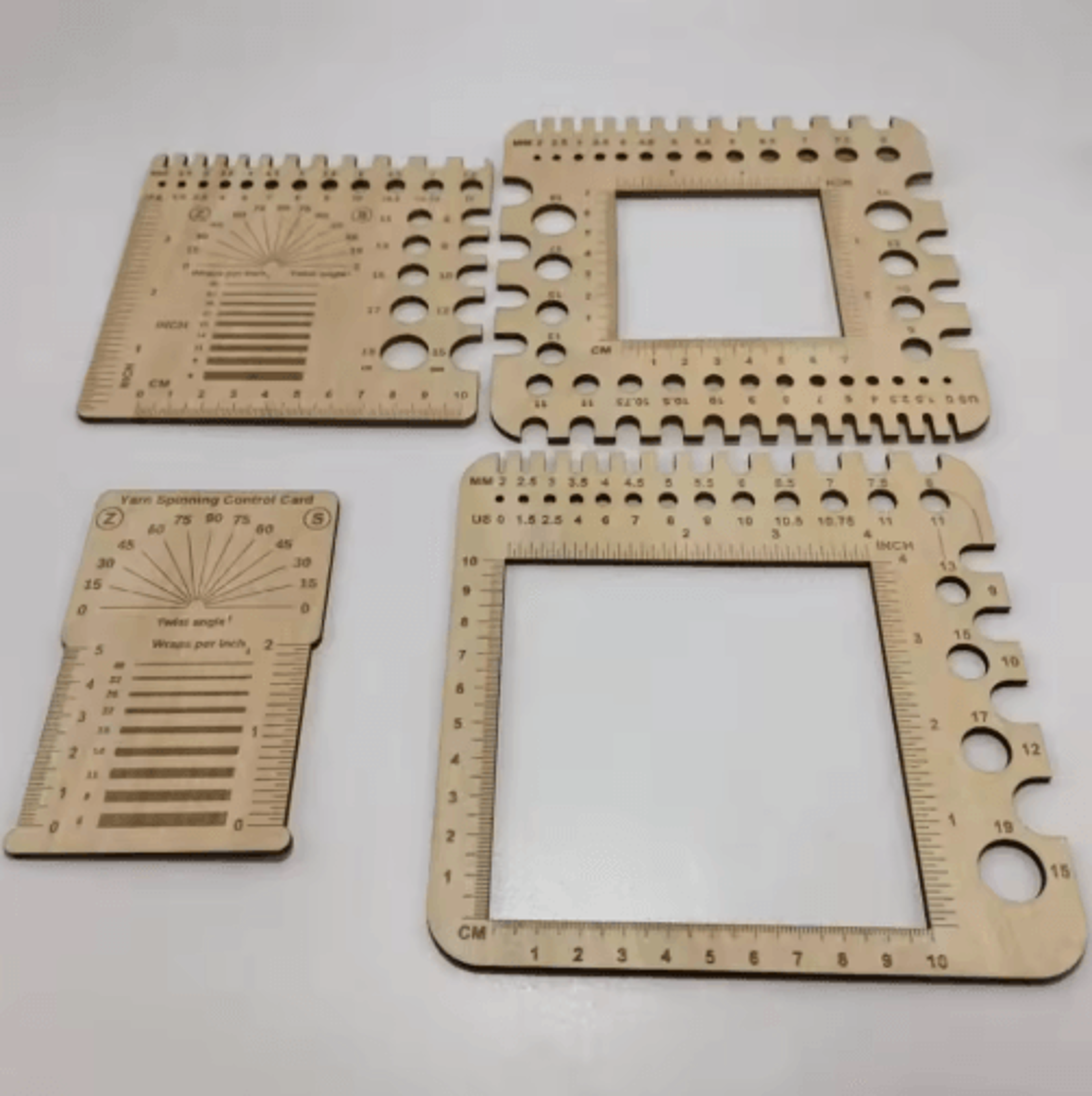 wooden embroidery thread & knitting needle gauge