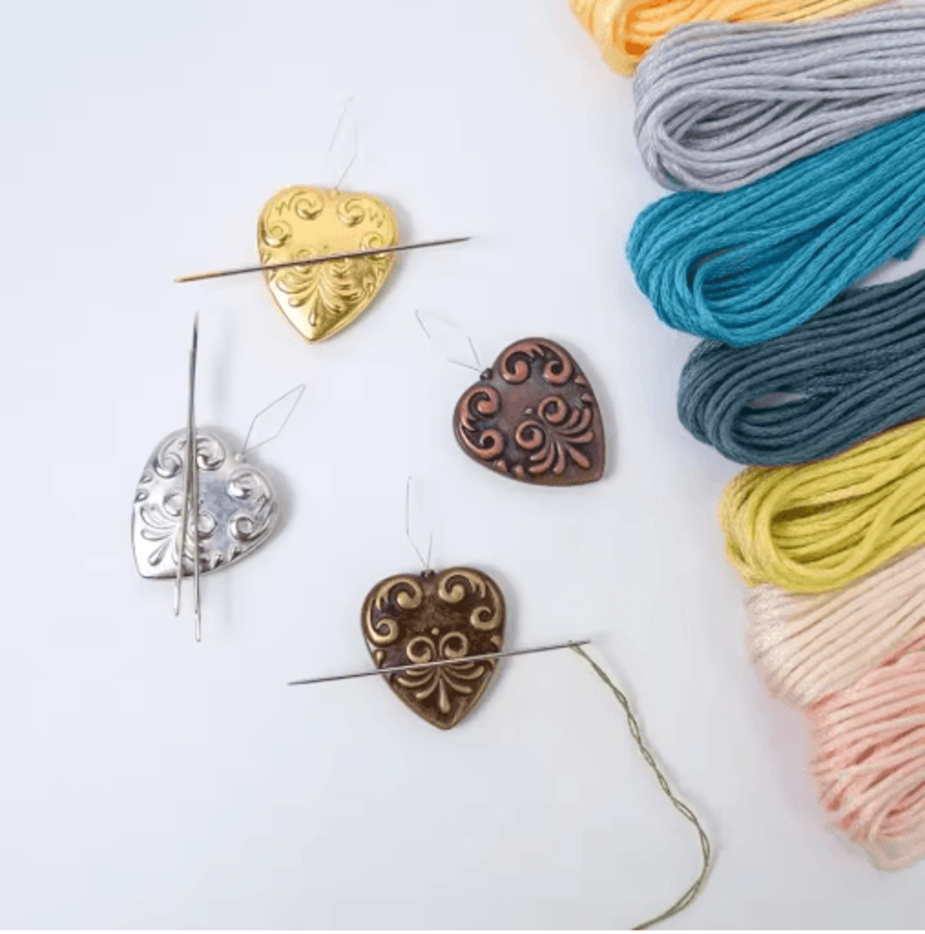 Sewing Needle Holder  Pin Cushion For Embroidery Crafts 8