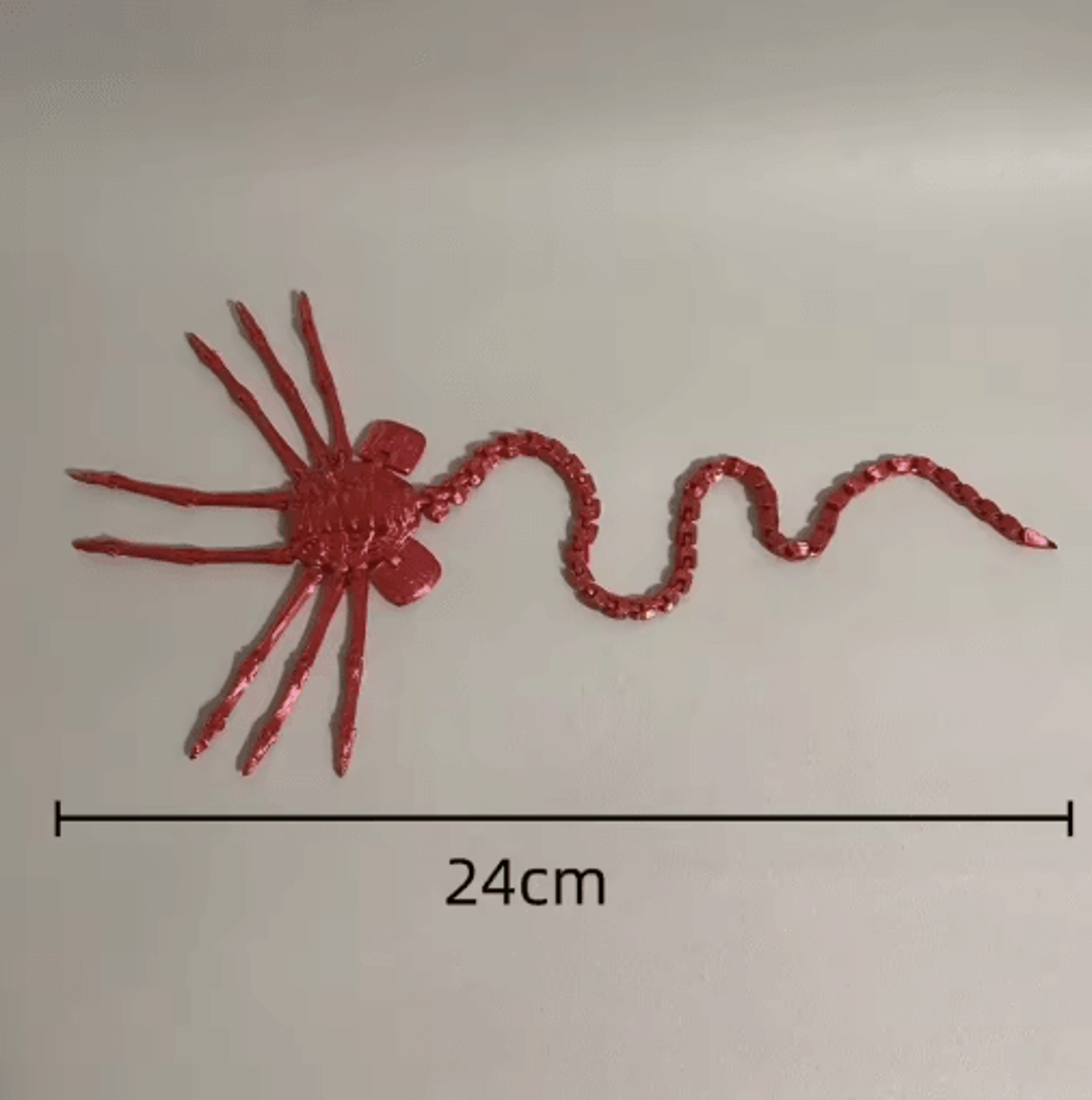 Articulated Alien Facehugger Desktop Figurine 8