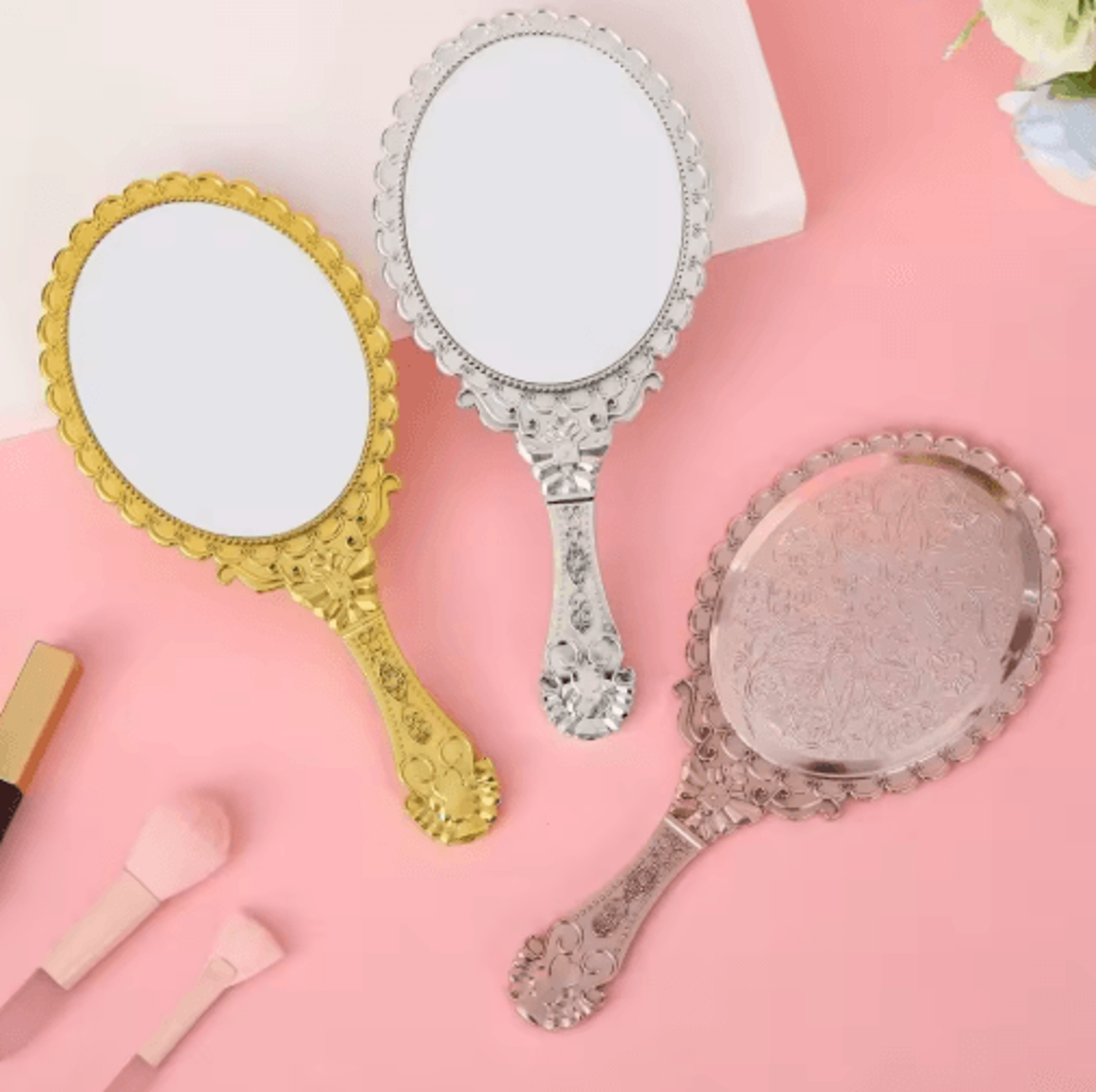 vintage court-style handheld makeup mirror – portable round cosmetic mirror