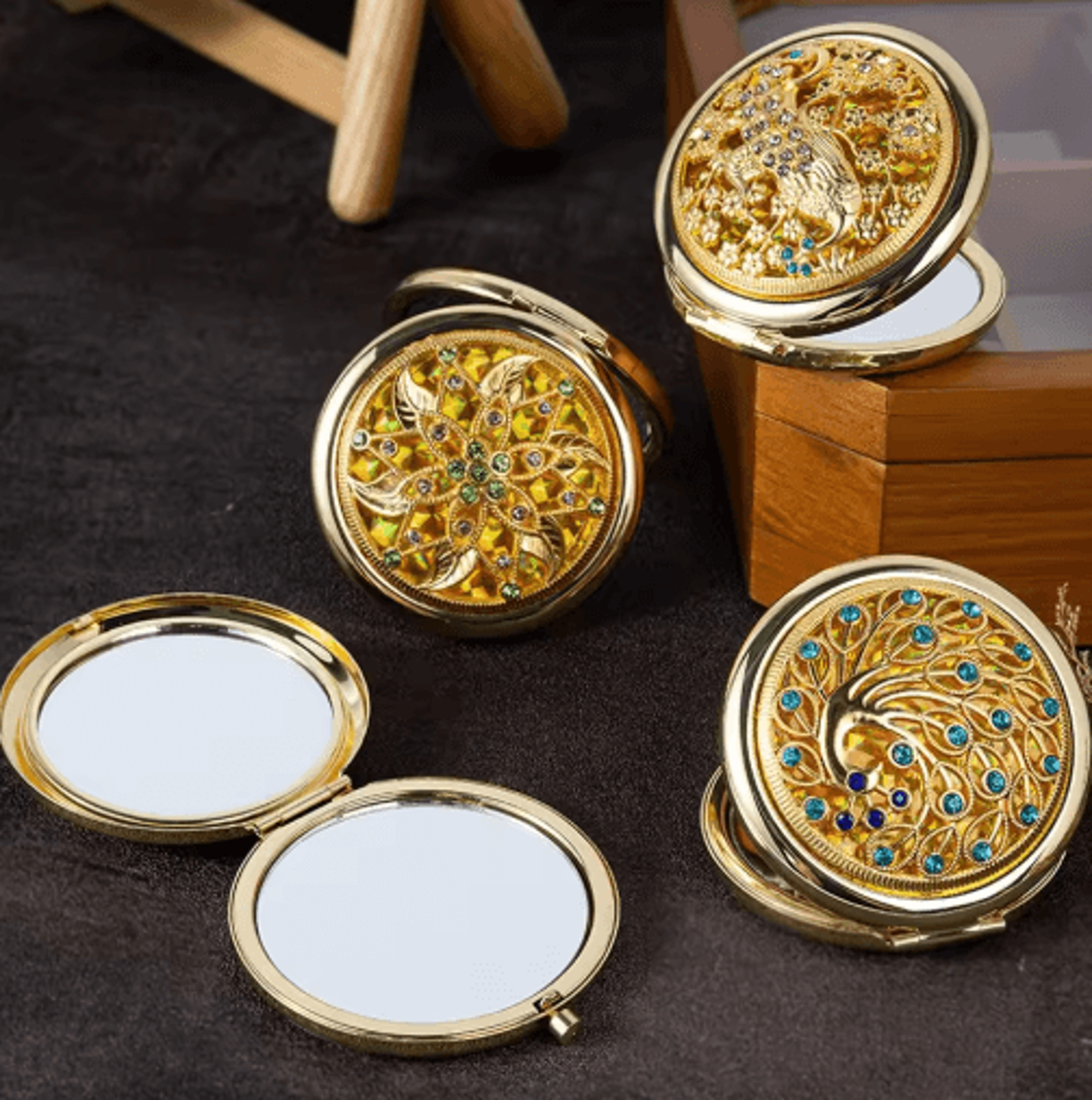 Vintage Round Pocket Mirror  Foldable Handheld Travel Cosmetic Mirror 7