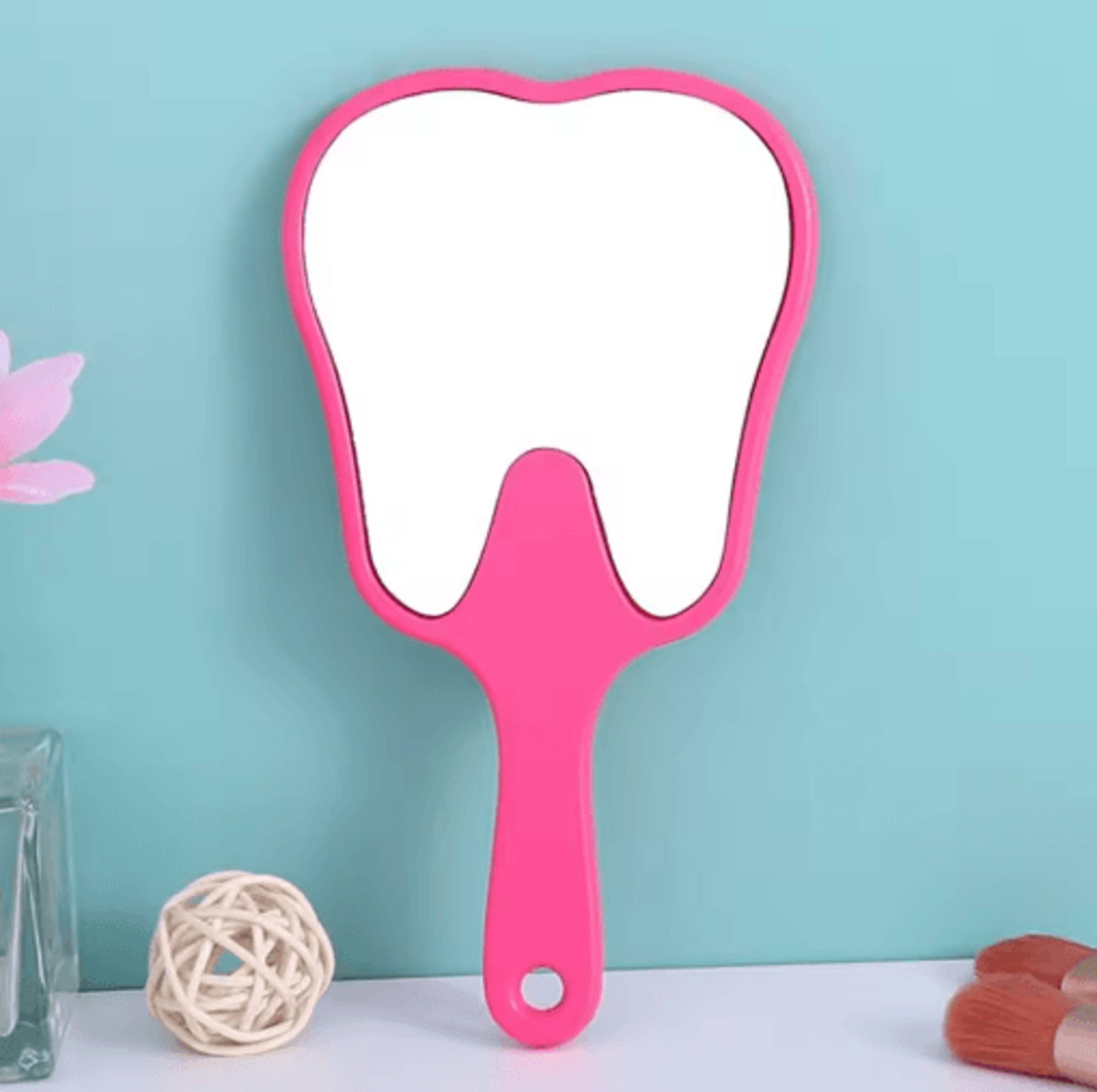 Cute ToothShaped Handheld Mirror  HighDefinition Makeup  DentalInspired Mirror 3