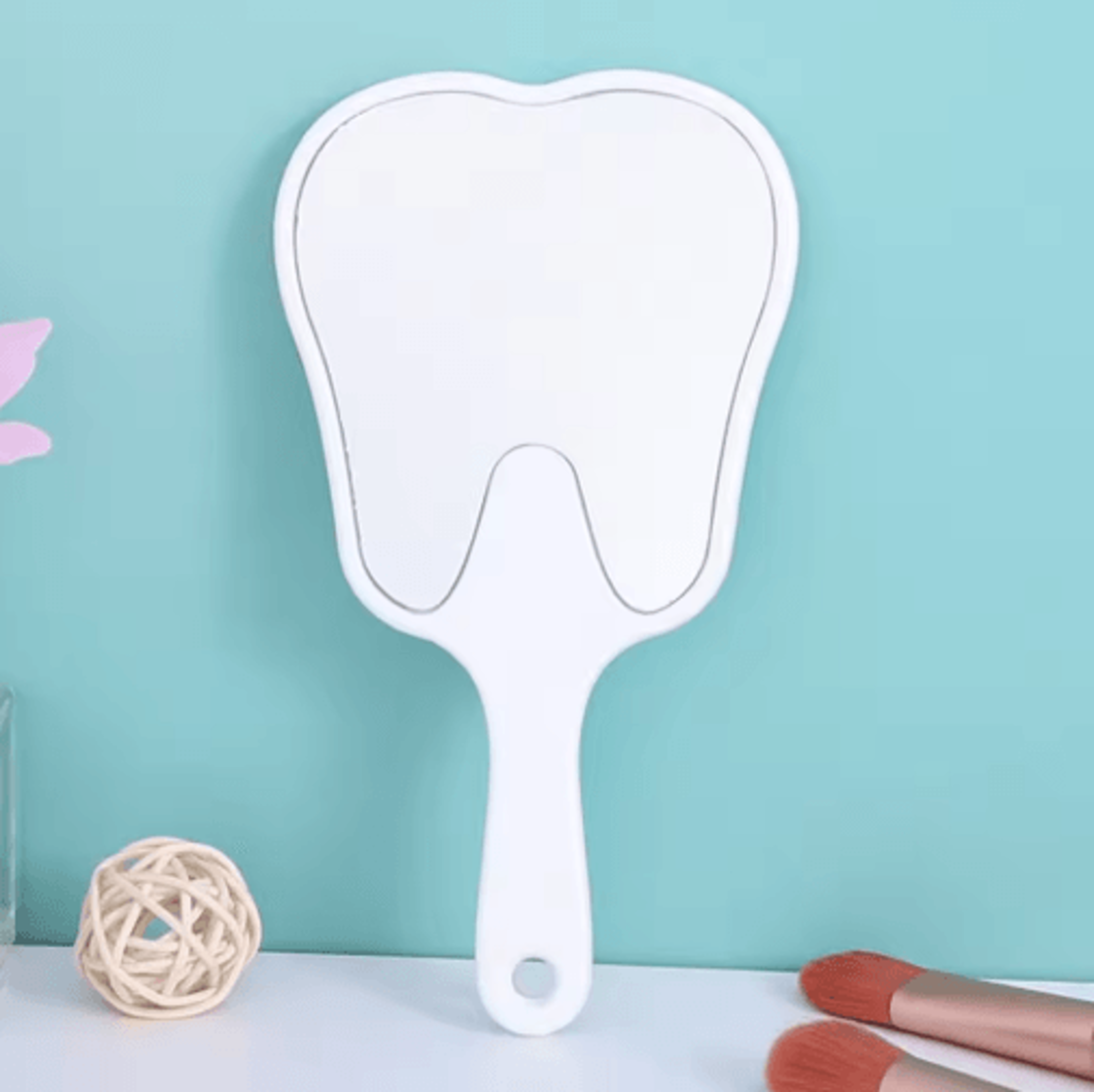 Cute ToothShaped Handheld Mirror  HighDefinition Makeup  DentalInspired Mirror 11