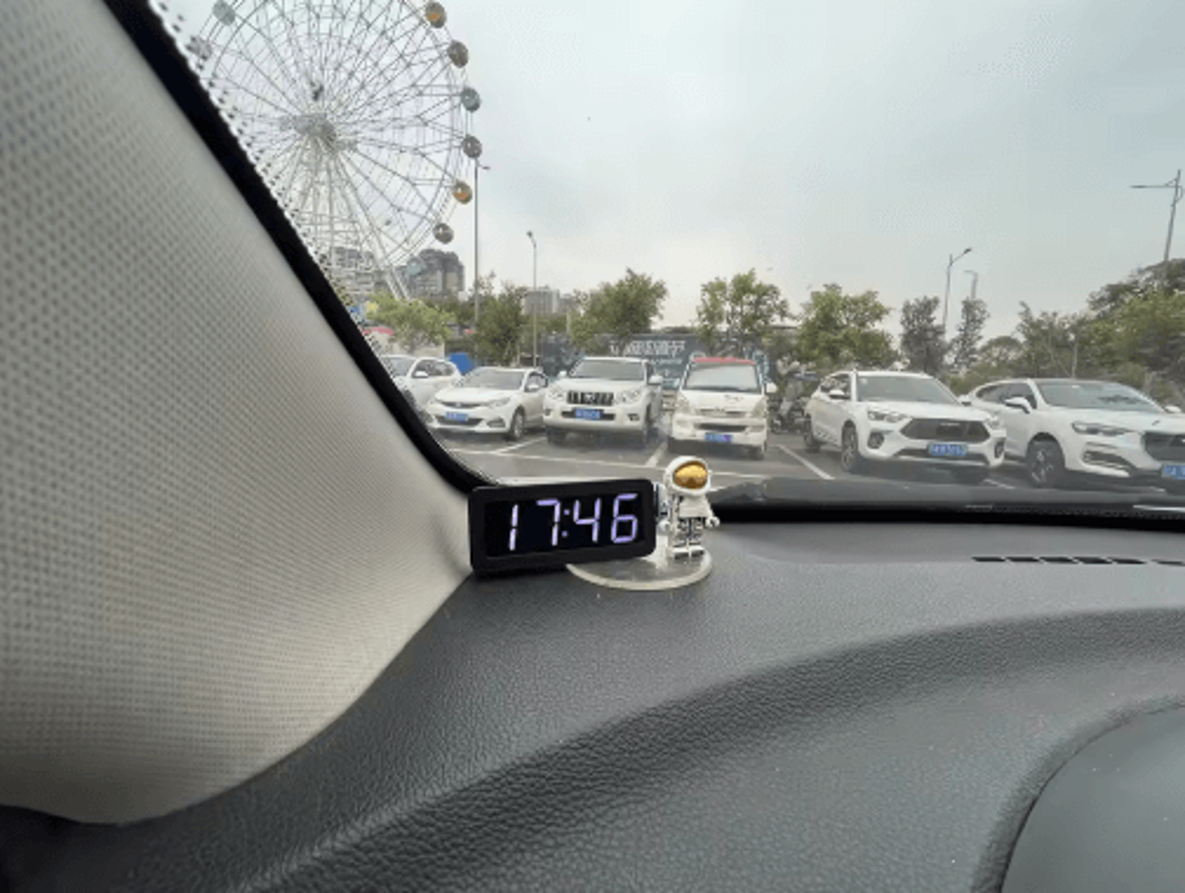 GPS  Beidou Satellite Car Clock  USB 5V12V LED Digital Time Display 7