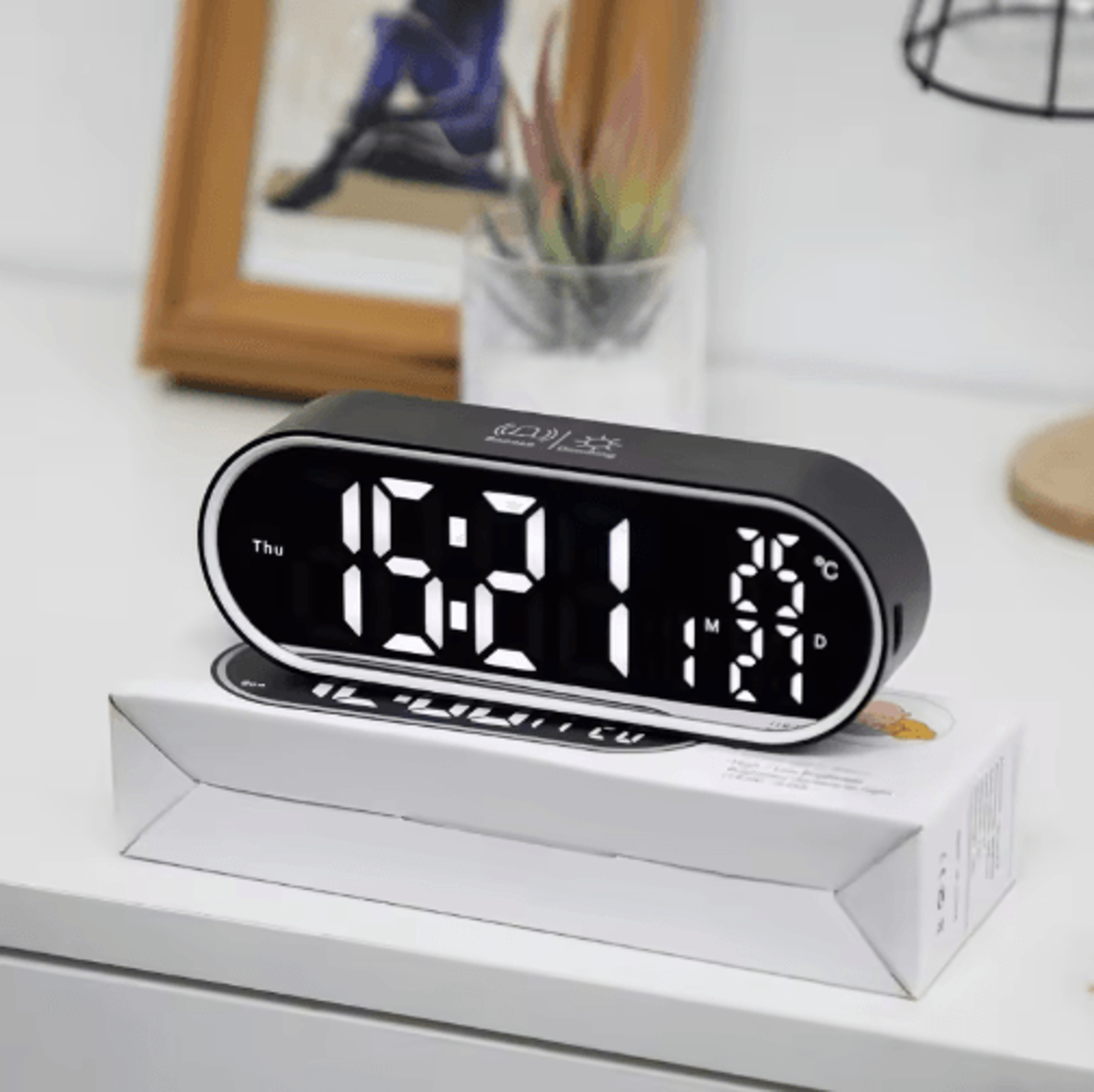 Rechargeable LED Mirror Alarm Clock  Dual Alarms Voice Control  Temperature Display 3
