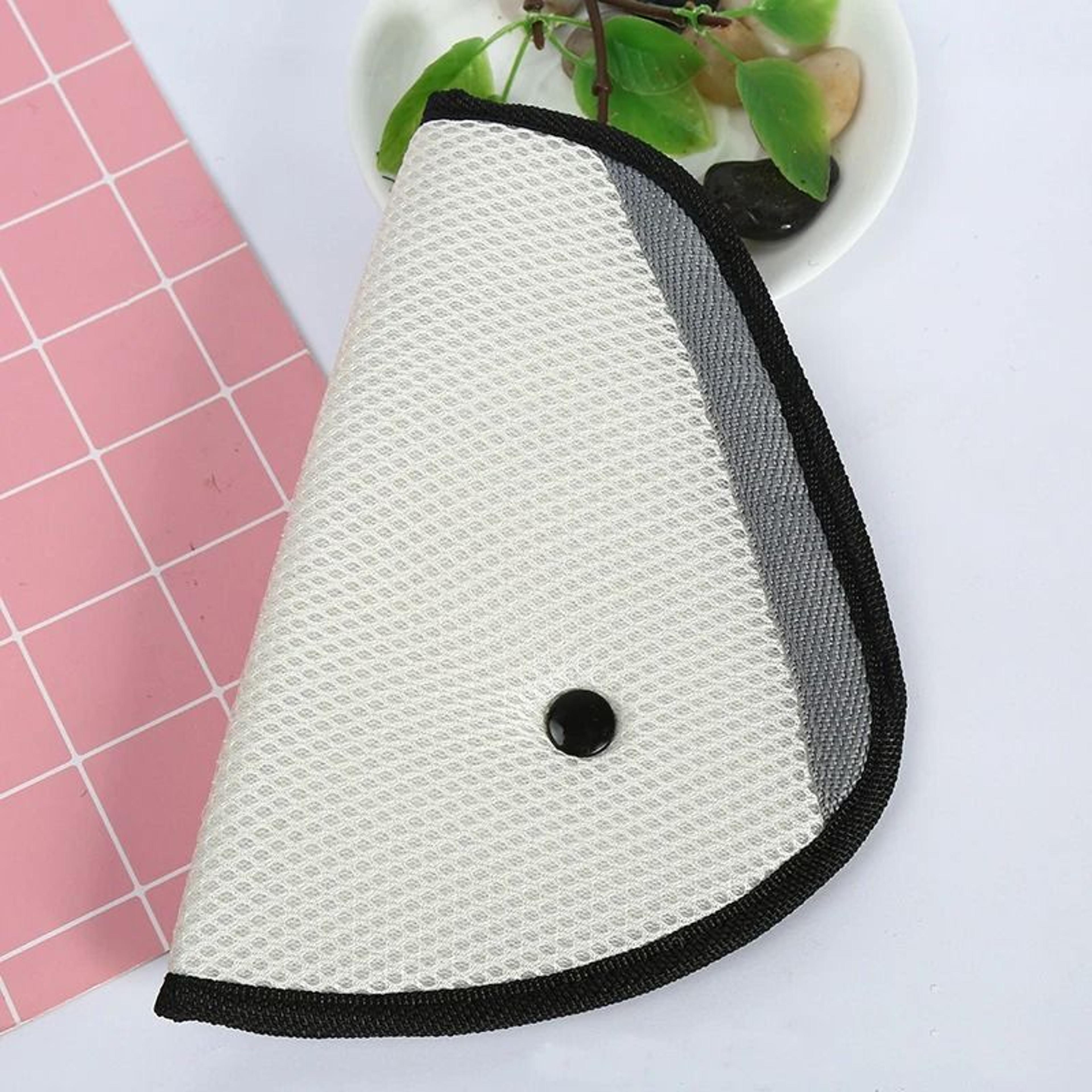 Universal Child Seat Belt Adjuster Triangle Safety Harness For Cars 2