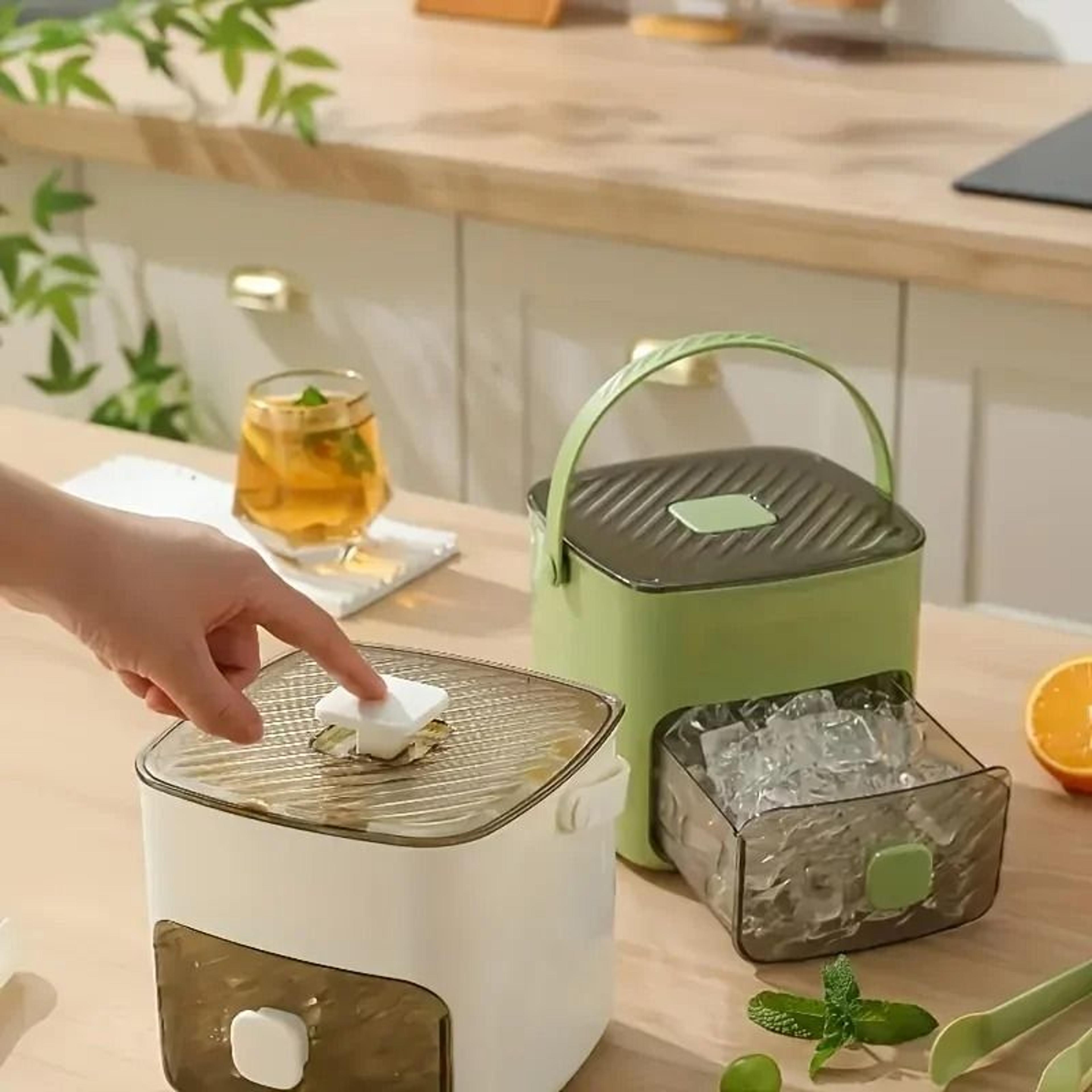 Large Capacity Ice Cube Tray With Easy Press Lid 48 Block Food Grade Mold 3