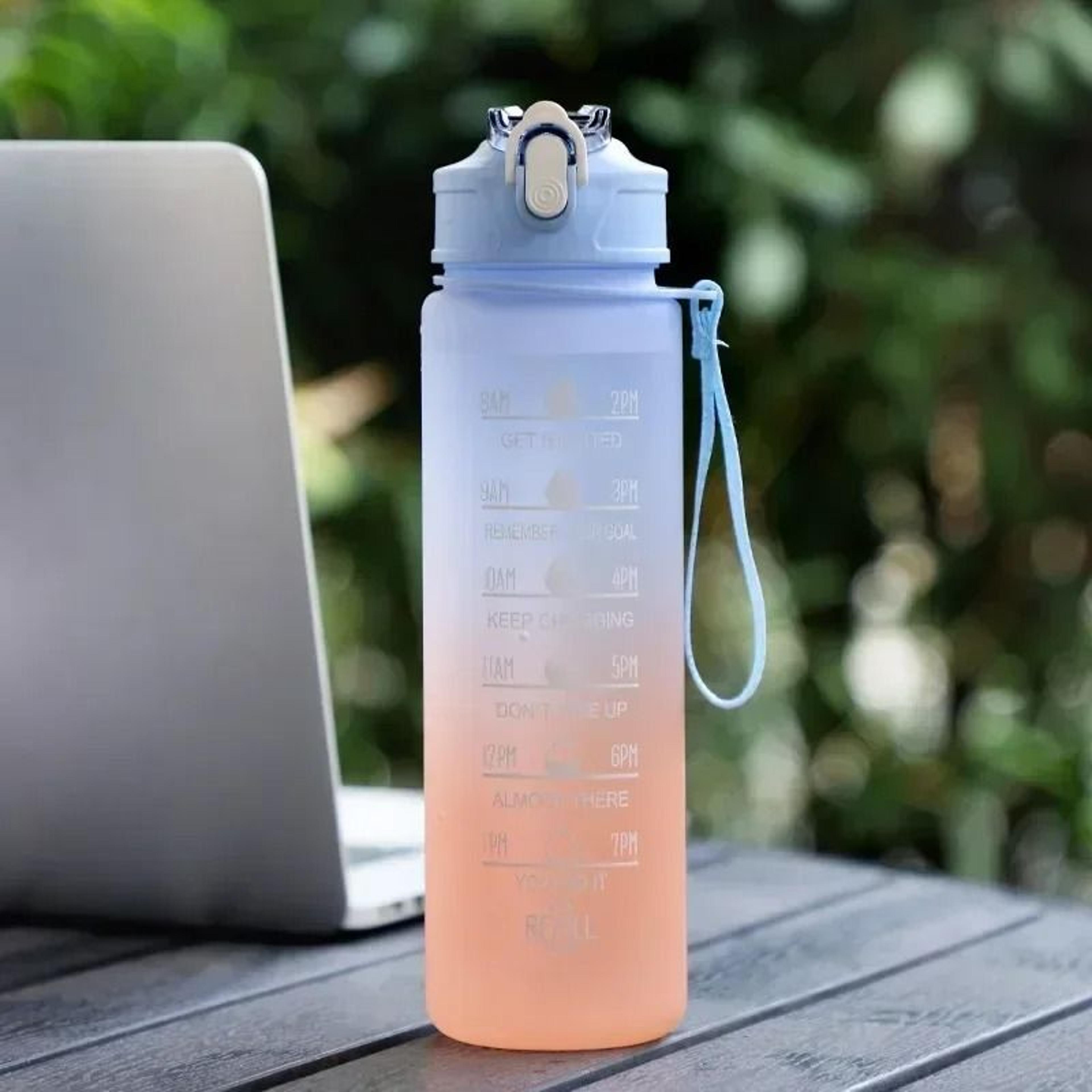 Large Capacity Sports Water Bottle 900ml Gradient Gym Fitness Drinking Bottle 1