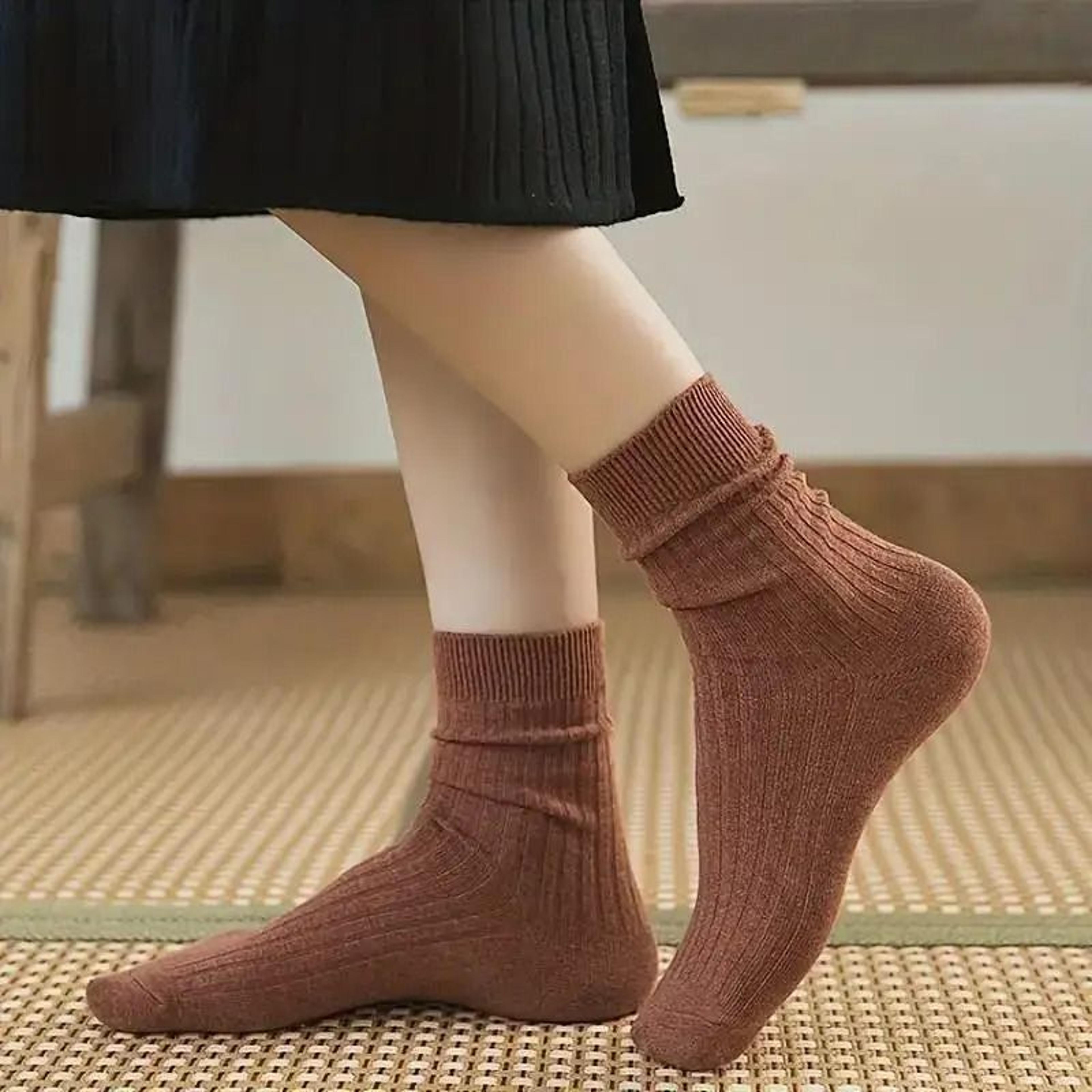 Womens Striped Crew Socks Soft Breathable Casual Daily Wear Multipack 8