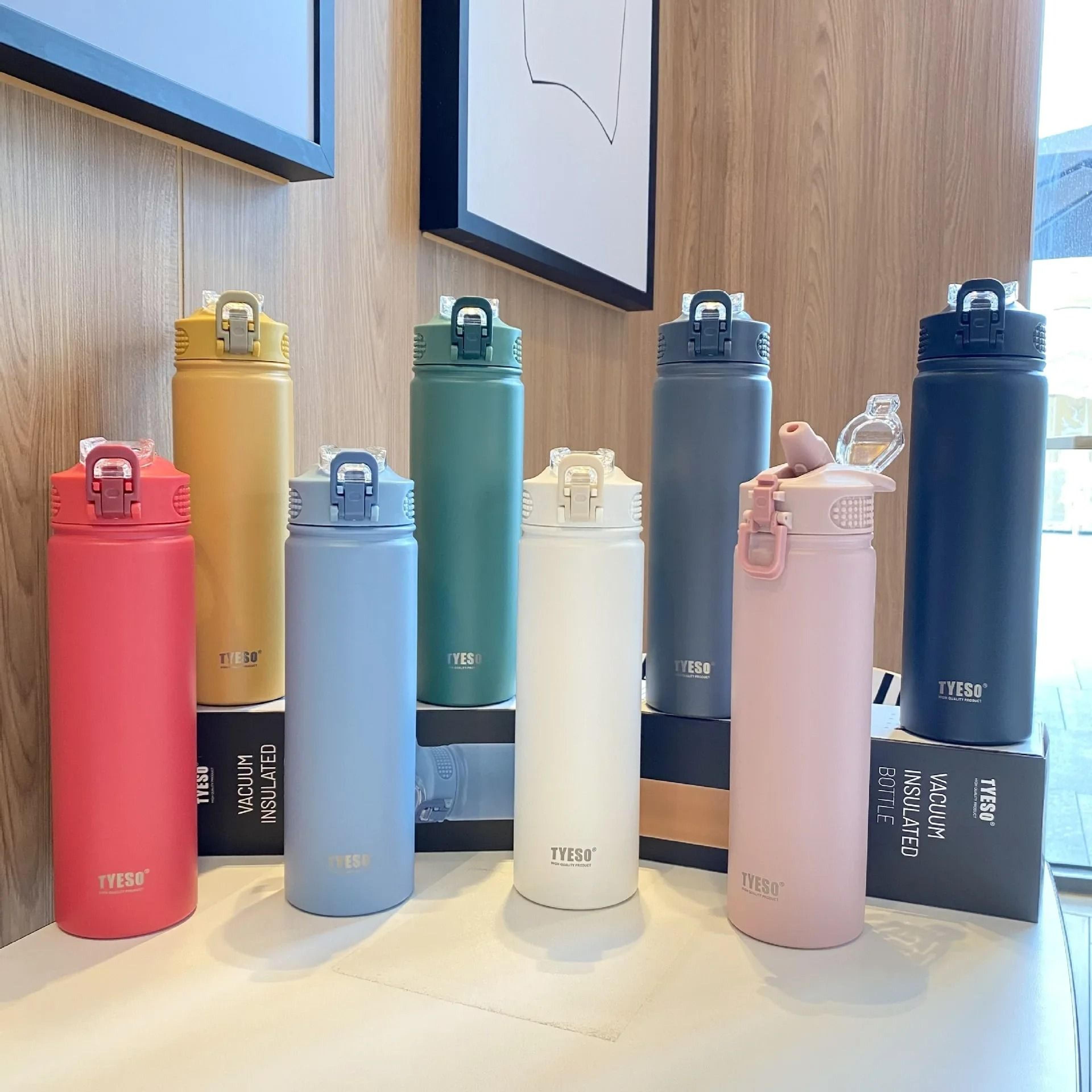 TYESO Stainless Steel Thermos Bottle With Straw 600ml 750ml Insulated Travel Cup 18