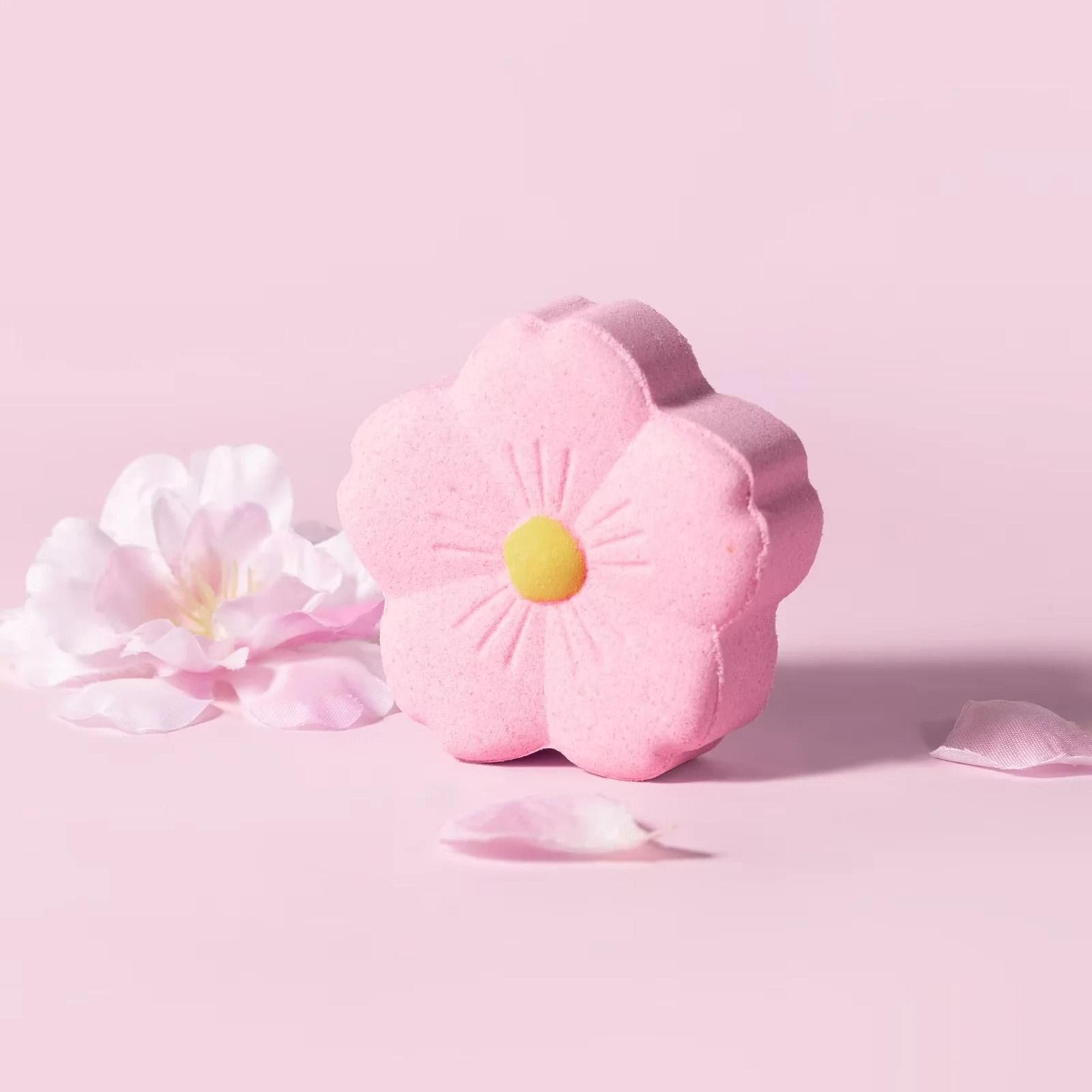 LAIKOU Japanese Sakura Bath Bomb Moisturizing Bubble Bath Salt 30g 2
