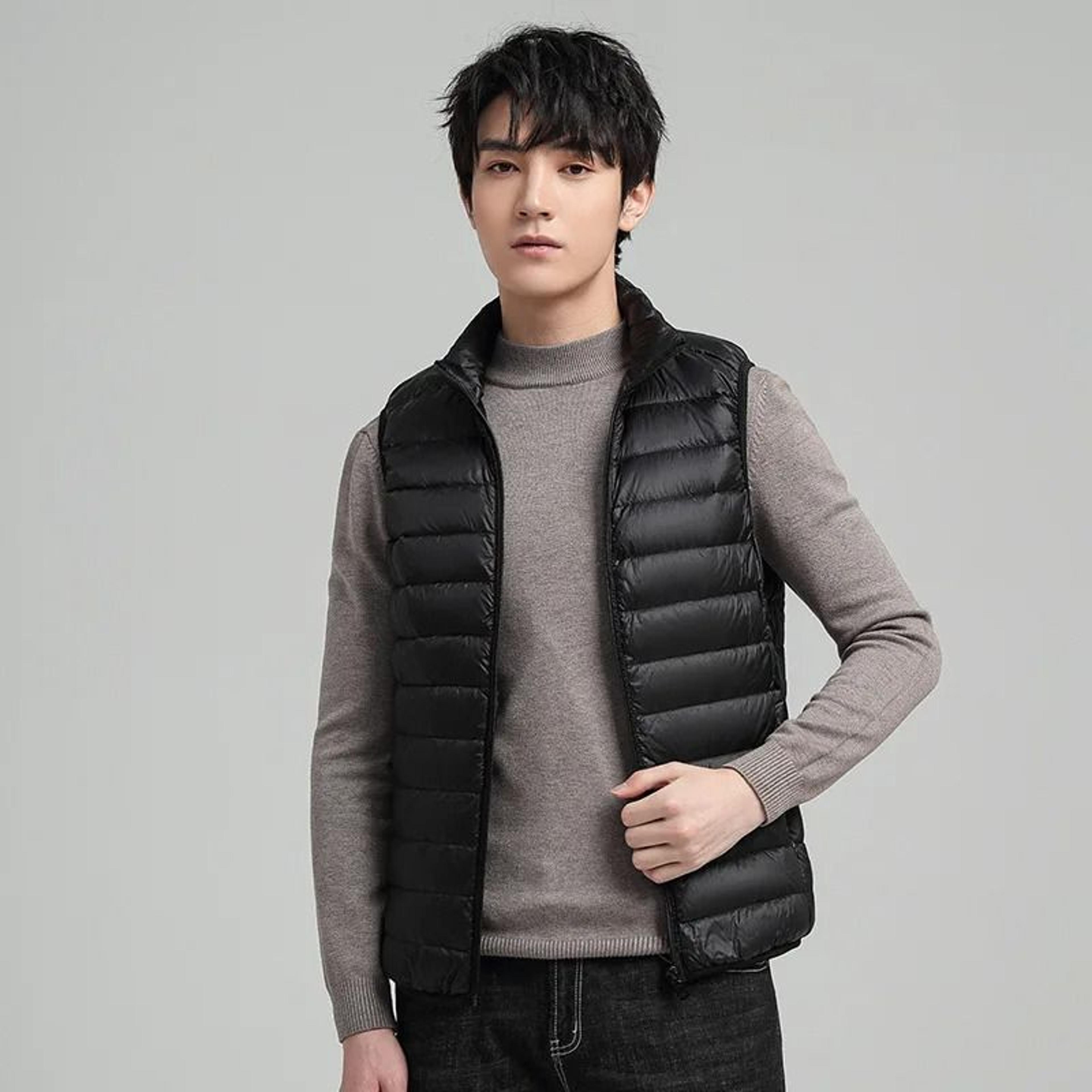 Mens White Duck Down Vest Lightweight Stand Collar Winter Puffer Vest 7