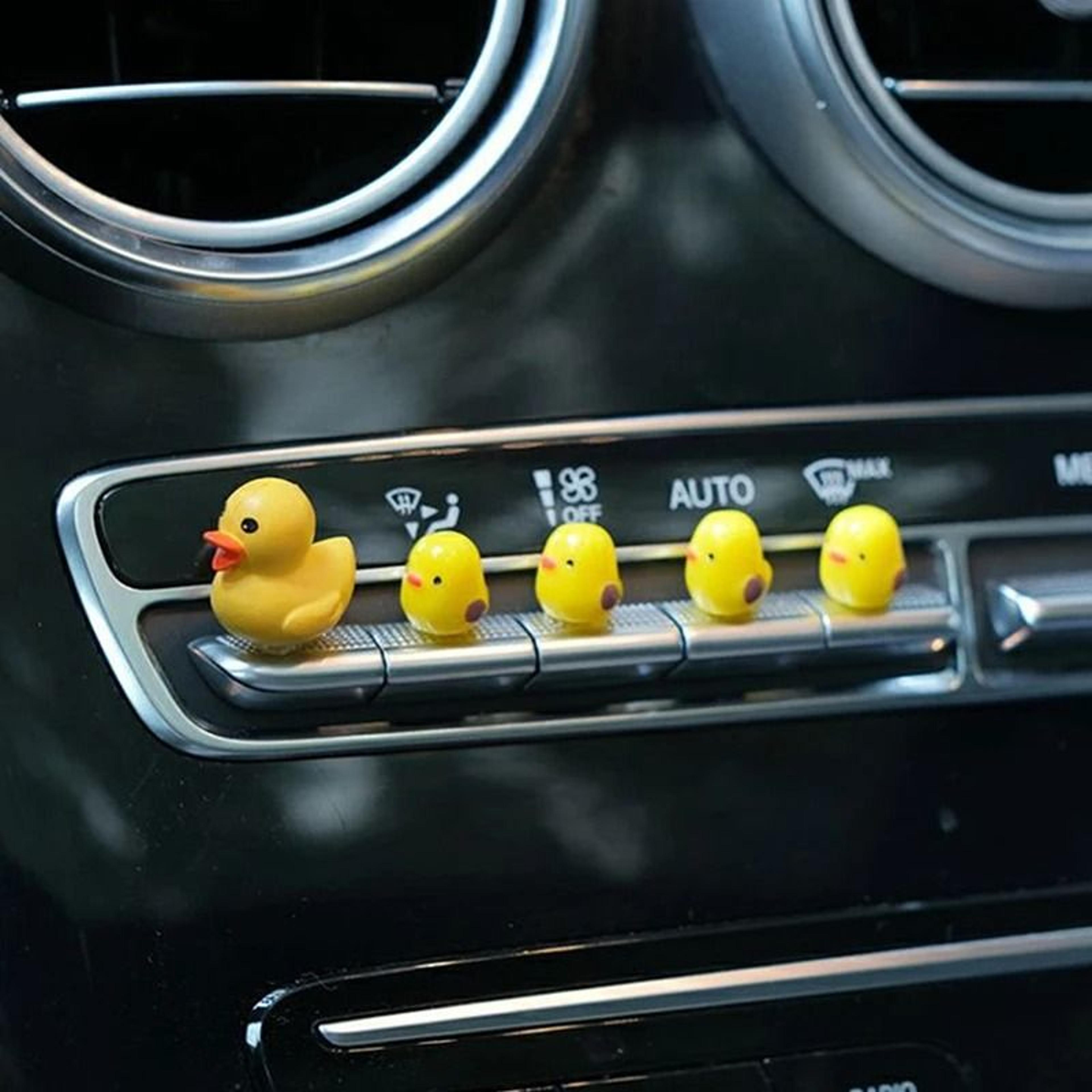 Mini Duck Car Decoration Set Cute Dashboard Ornaments Car Interior Accessories 4