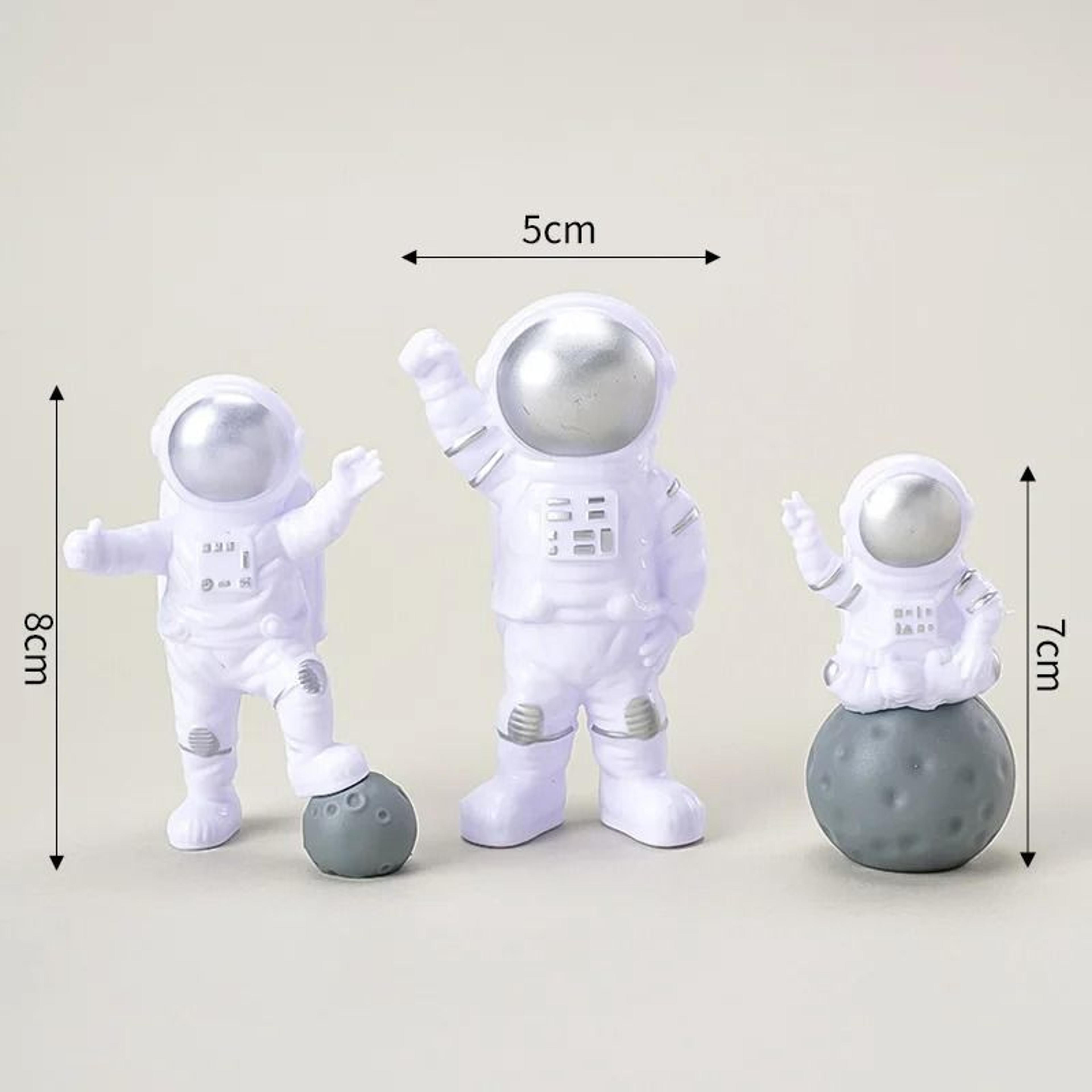 Astronaut Figurine Set Space Desk Decoration Spaceman Statue Decor For Kids And Home 8