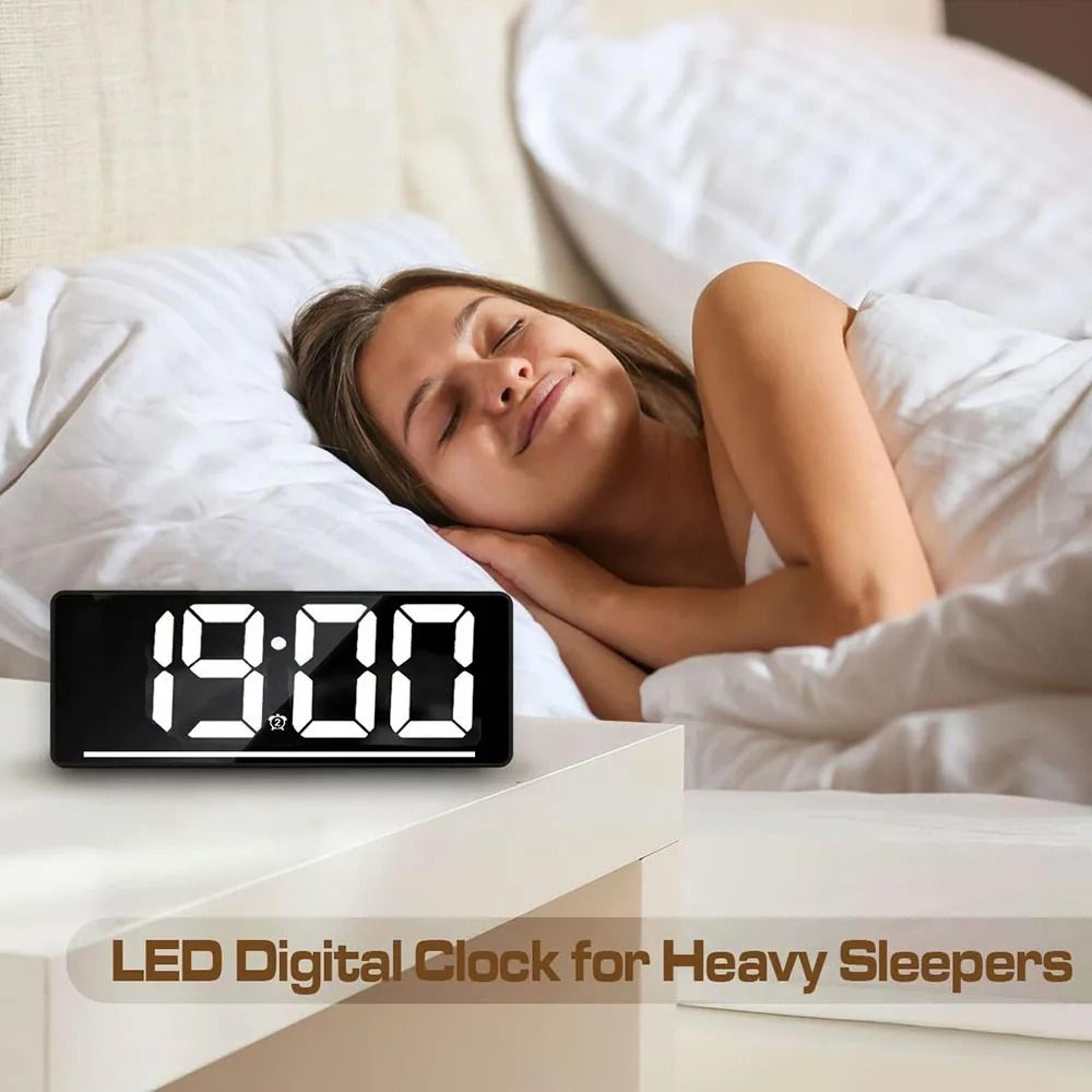 Large Display Digital Alarm Clock LED Table Clock With Temperature And Night Light 4