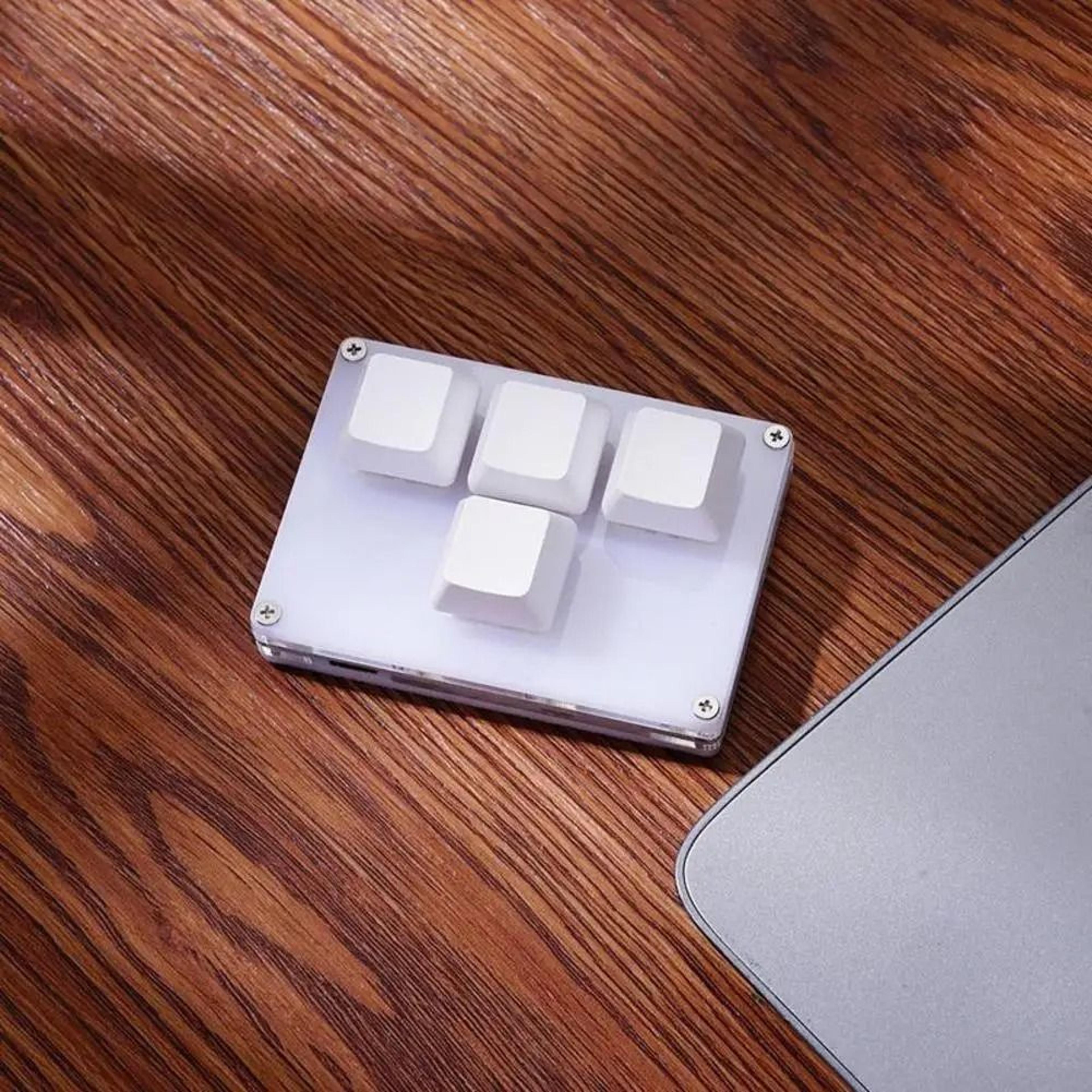 Mini Mechanical Keypad 4 Key Programmable USB Shortcut Macro Pad 1