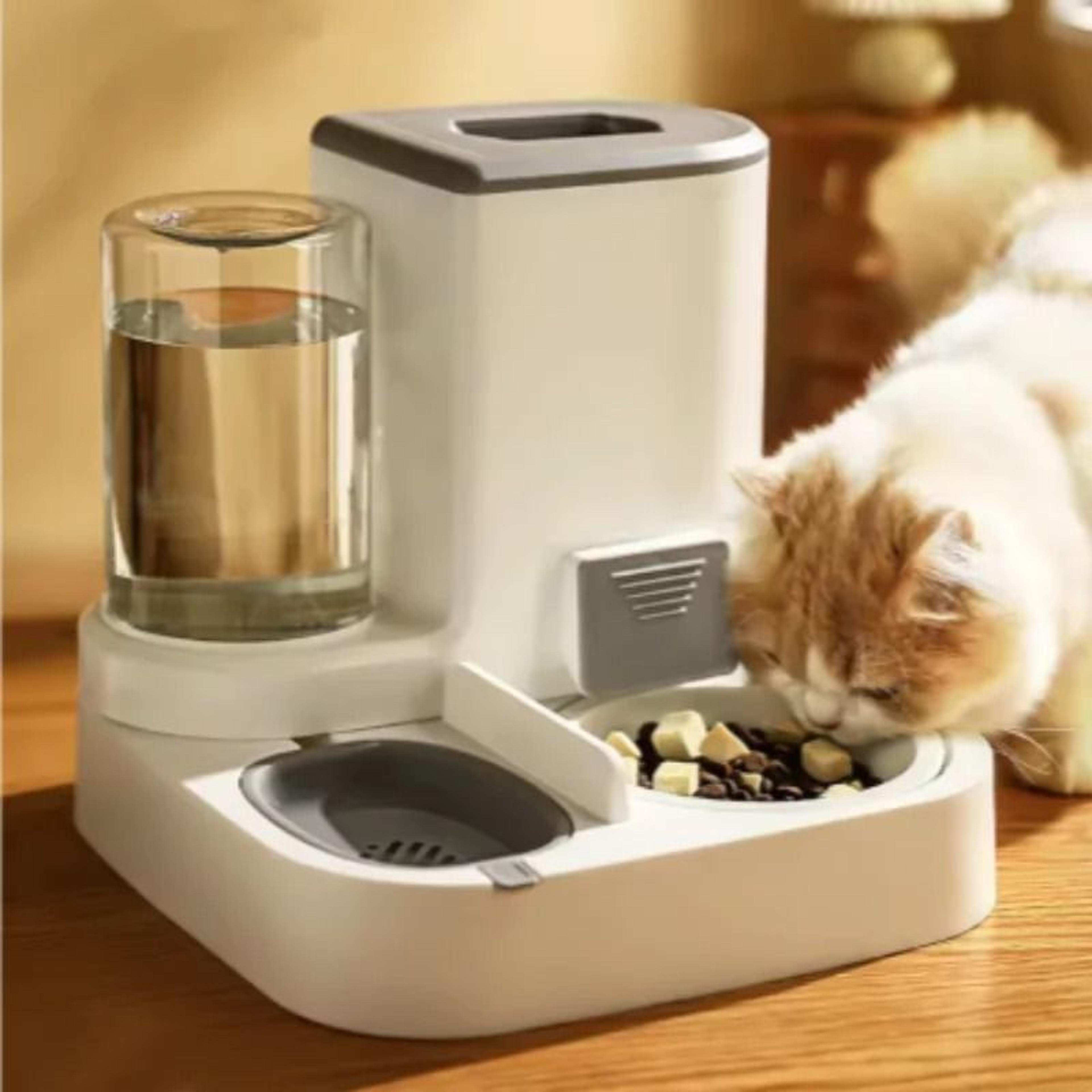 two in one pet food and water dispenser bowl for cats and dogs