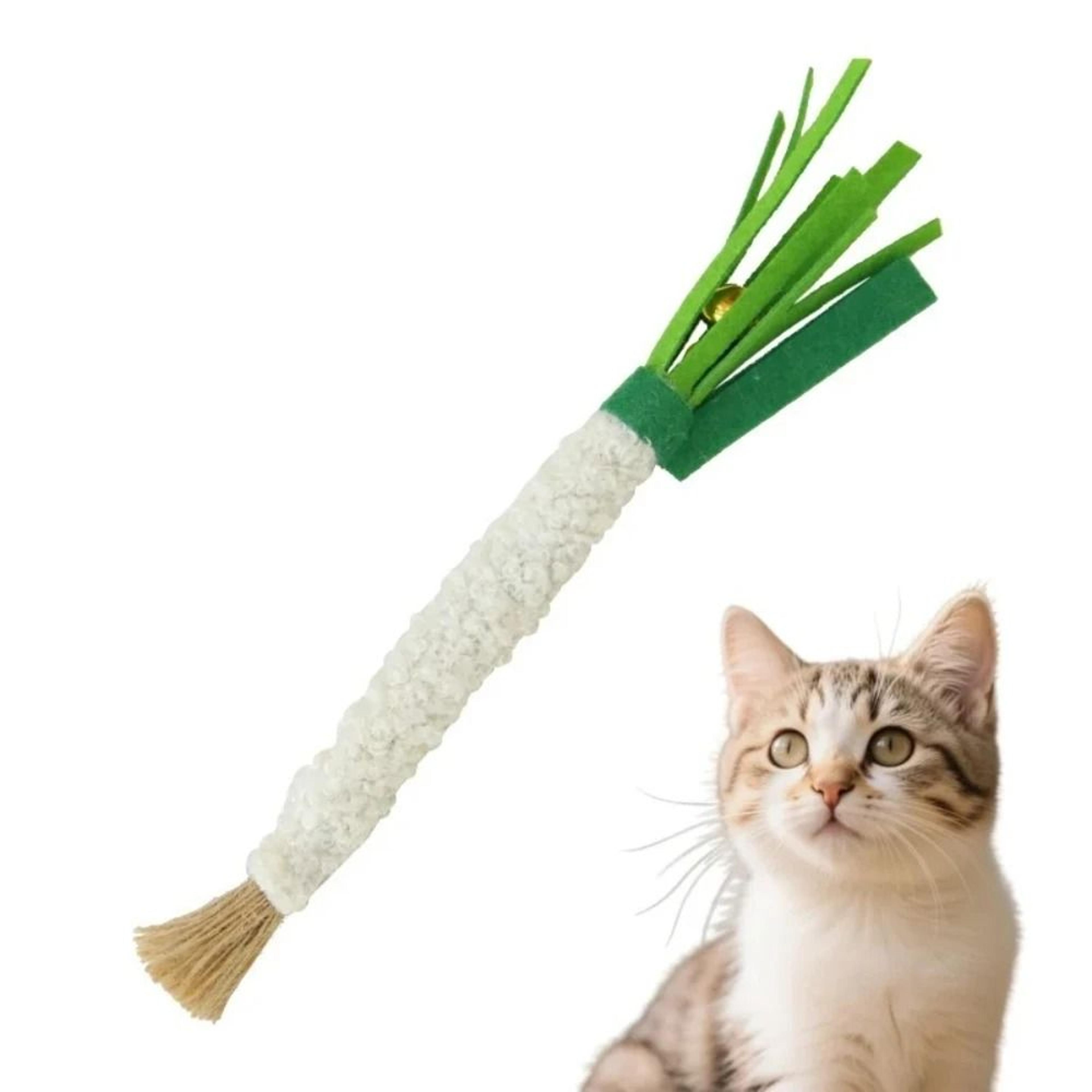Three Piece Simulated Scallion Cat Chew Toy With Silver Vine Stick For Teething Play Kittens 0