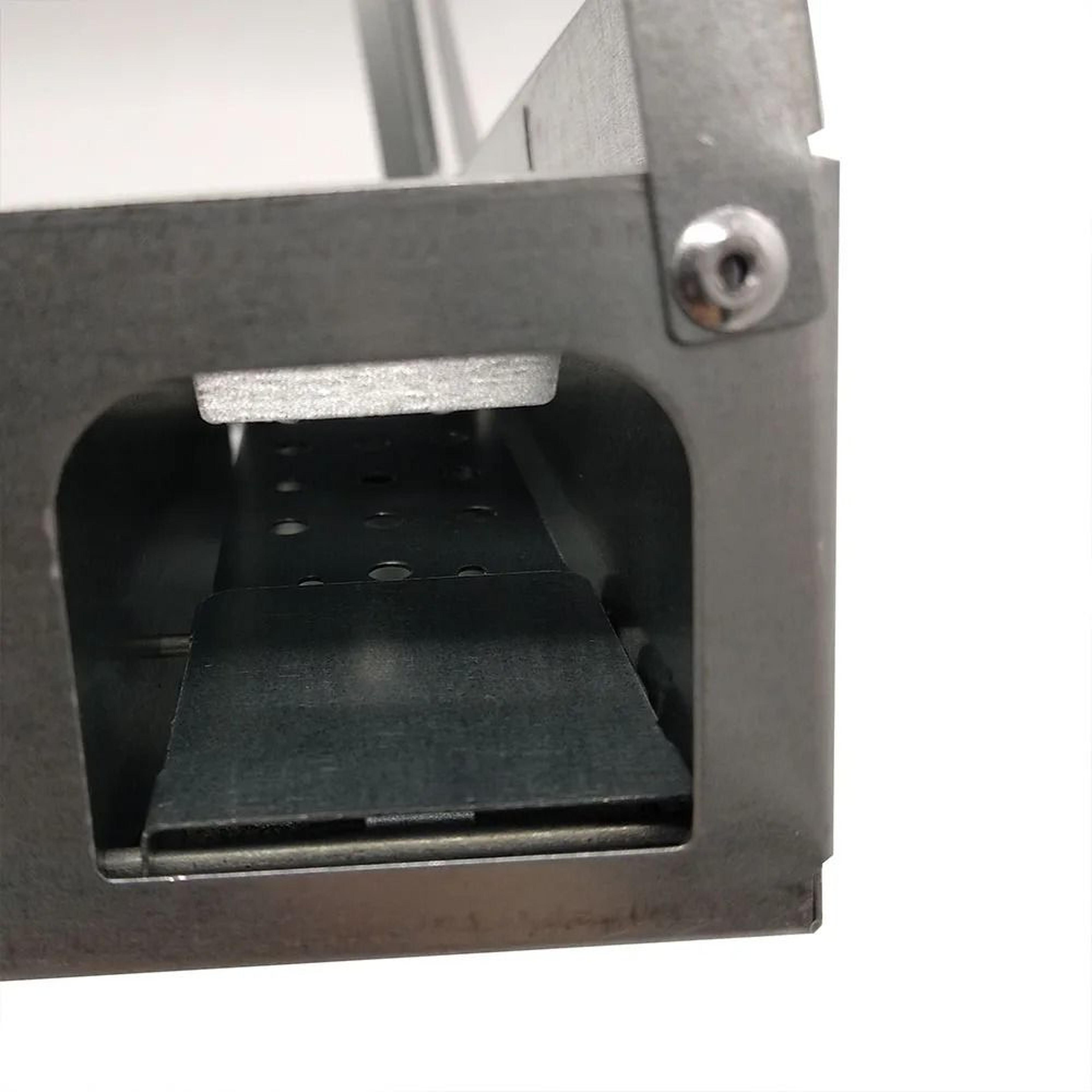 Reusable Mouse Catcher Trap For Indoor Rodent Control 6