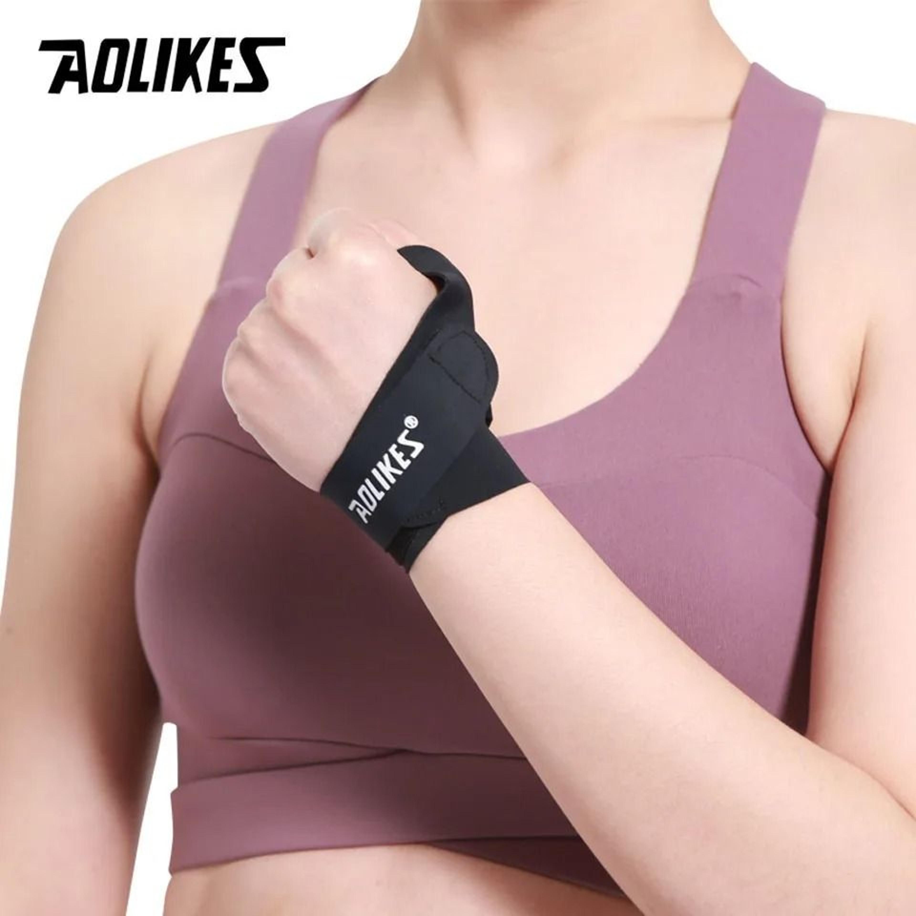 AOLIKES Adjustable Carpal Tunnel Wrist Brace With Splint For Sprains And Daily Support 5