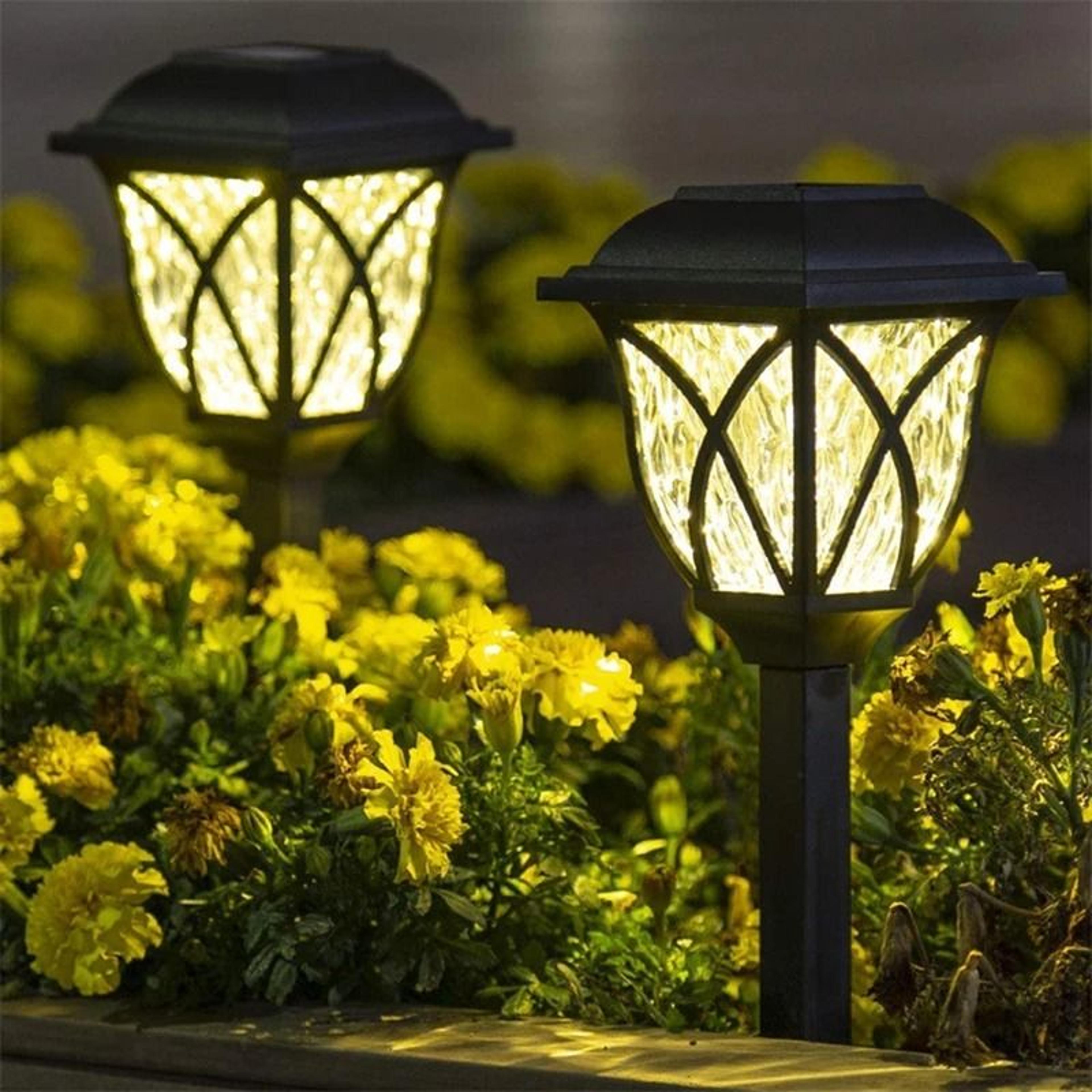 Retro Solar Pathway Lights With Warm Glow For Garden Walkway And Patio 4