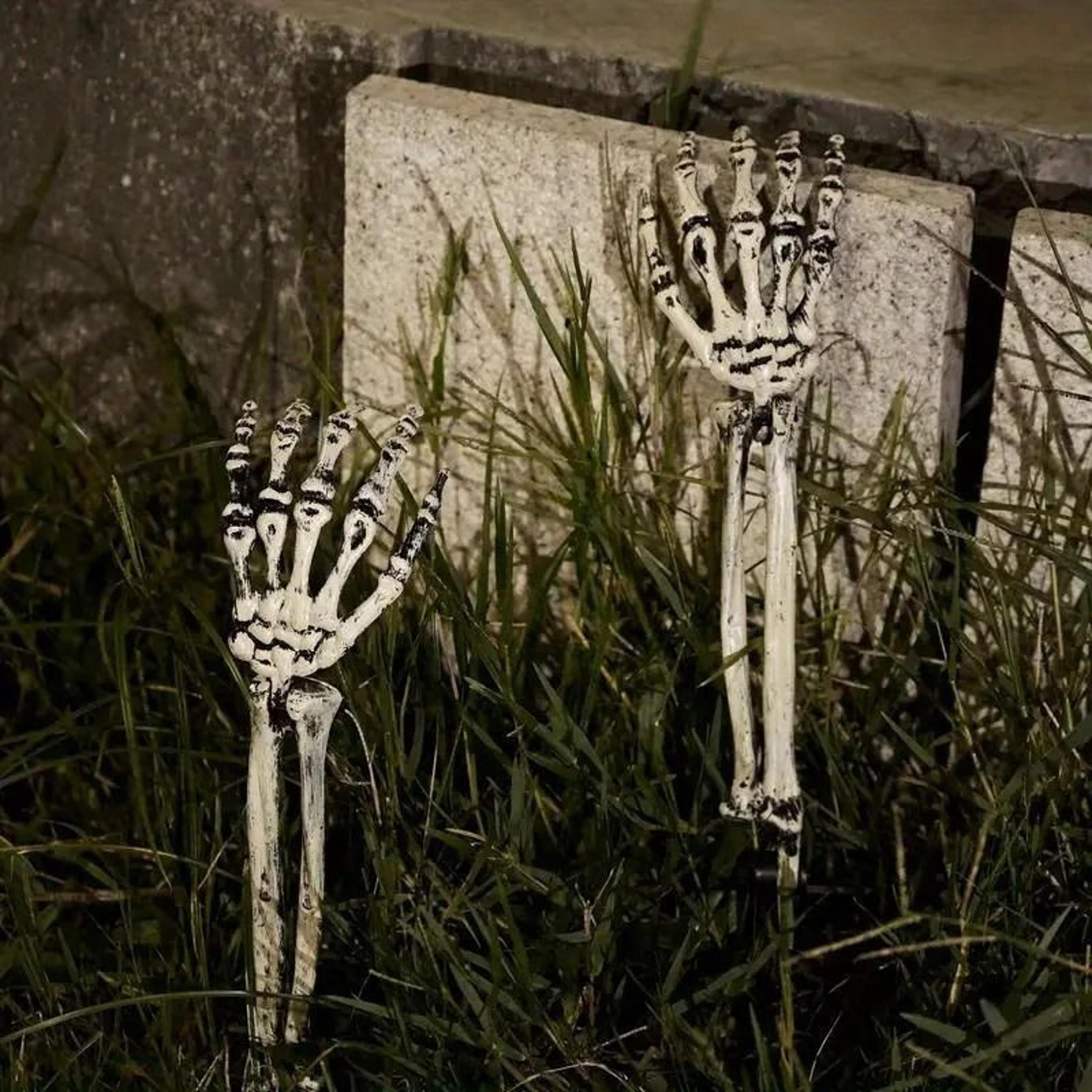 Creeping Skeleton Skull And Hand Yard Stakes 9