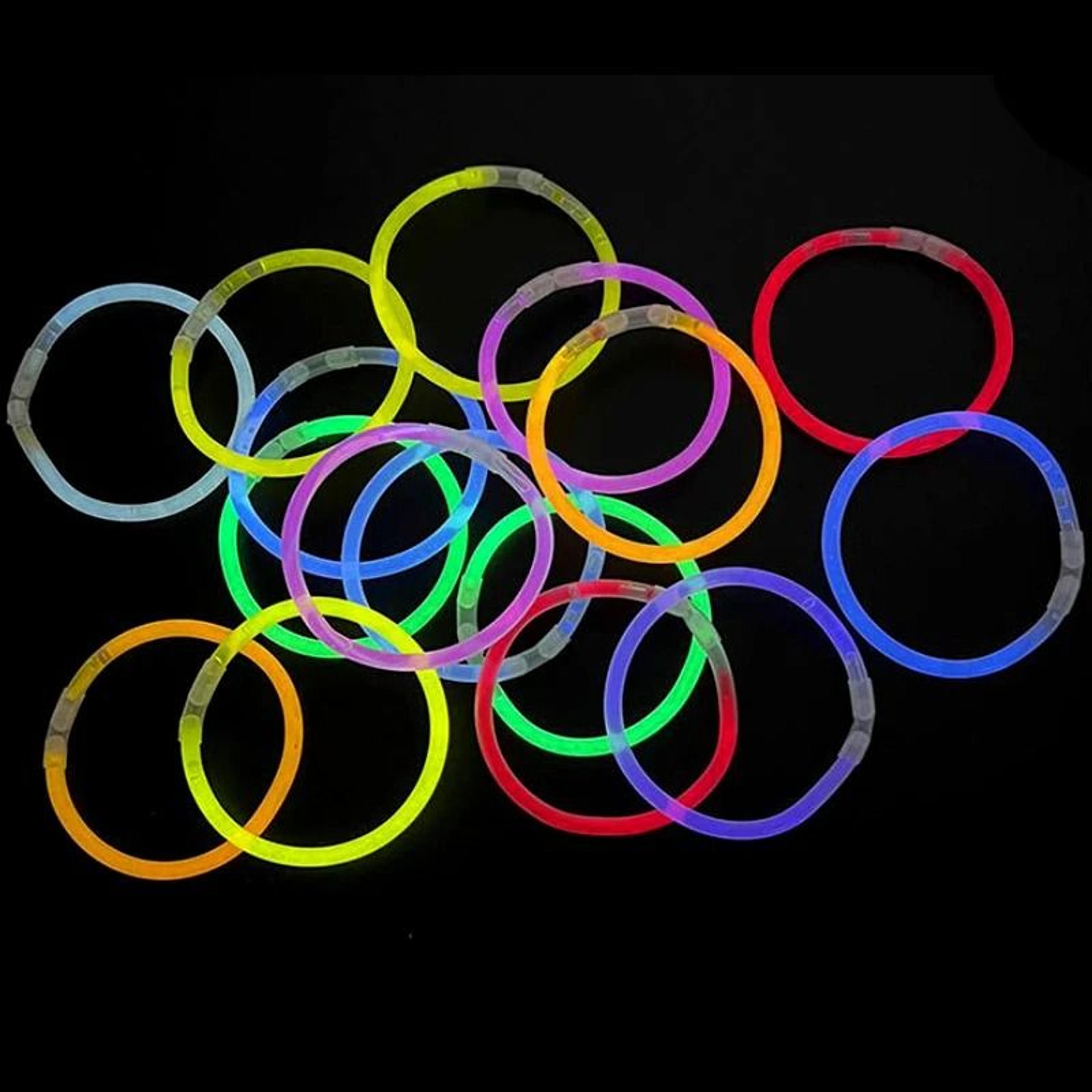 Glow Stick Party Pack For Bright Festival Concert And Nighttime Fun 4