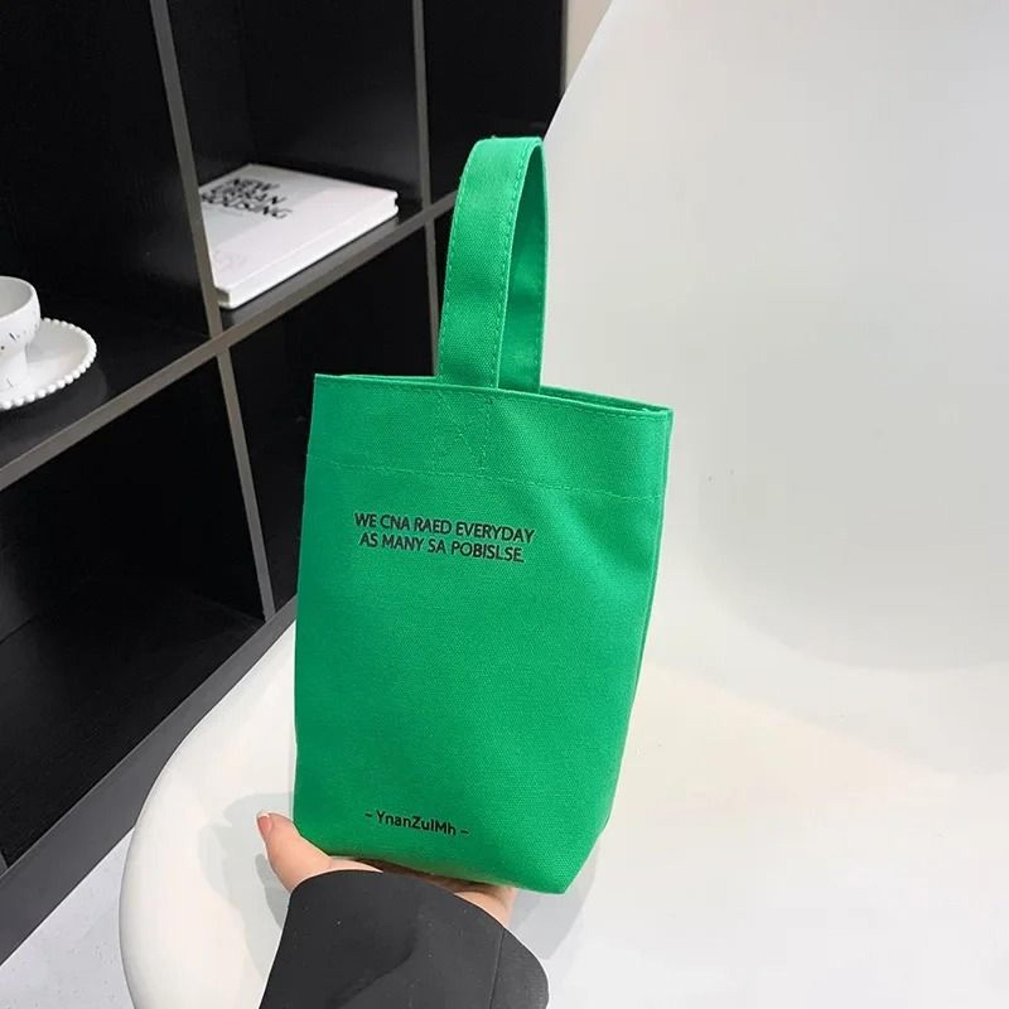 Large Capacity Canvas Shoulder Bag Keeps Daily Essentials Stylishly Organized Anywhere 2