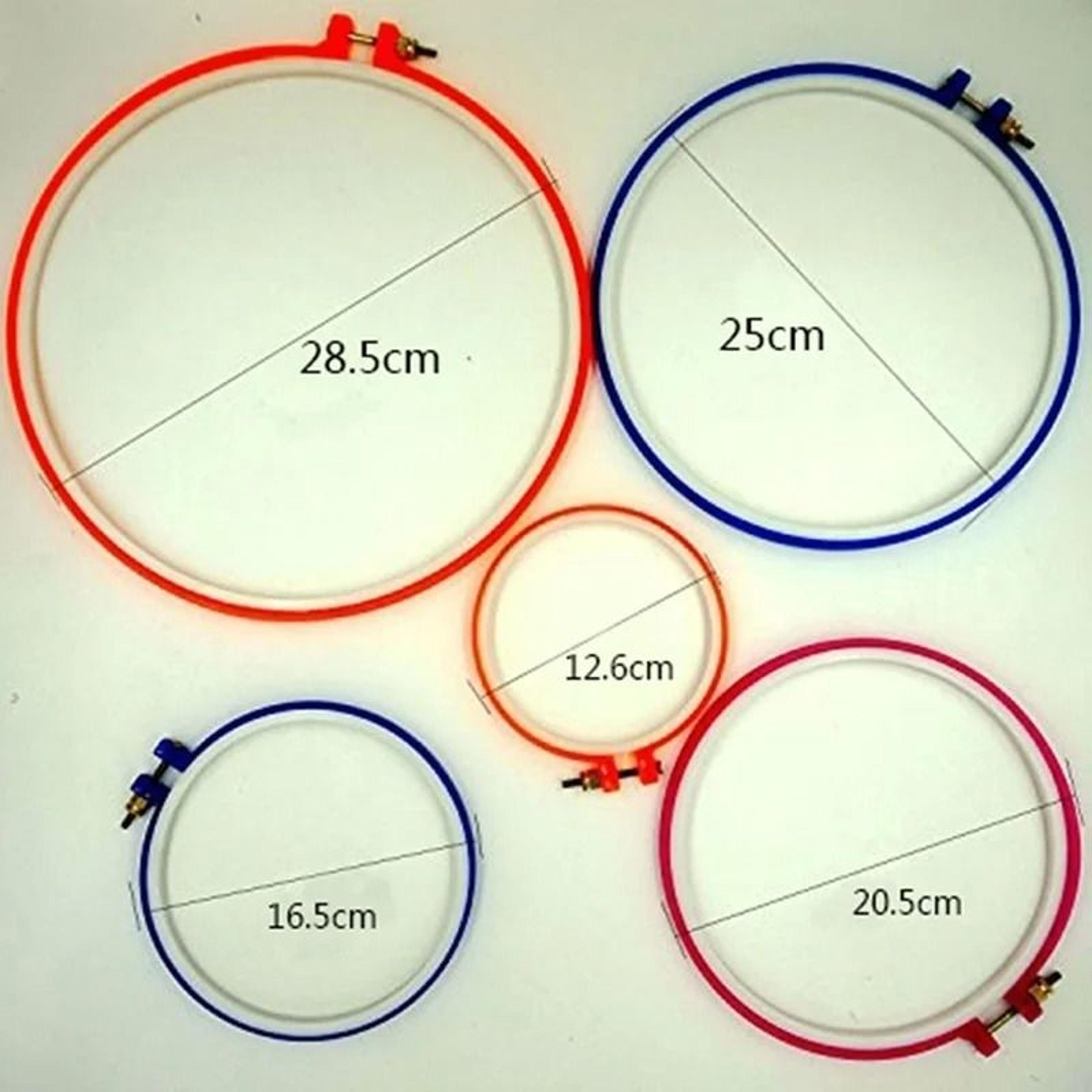 Five Piece Adjustable Plastic Embroidery Hoop Set For Smooth Stitching Projects 5