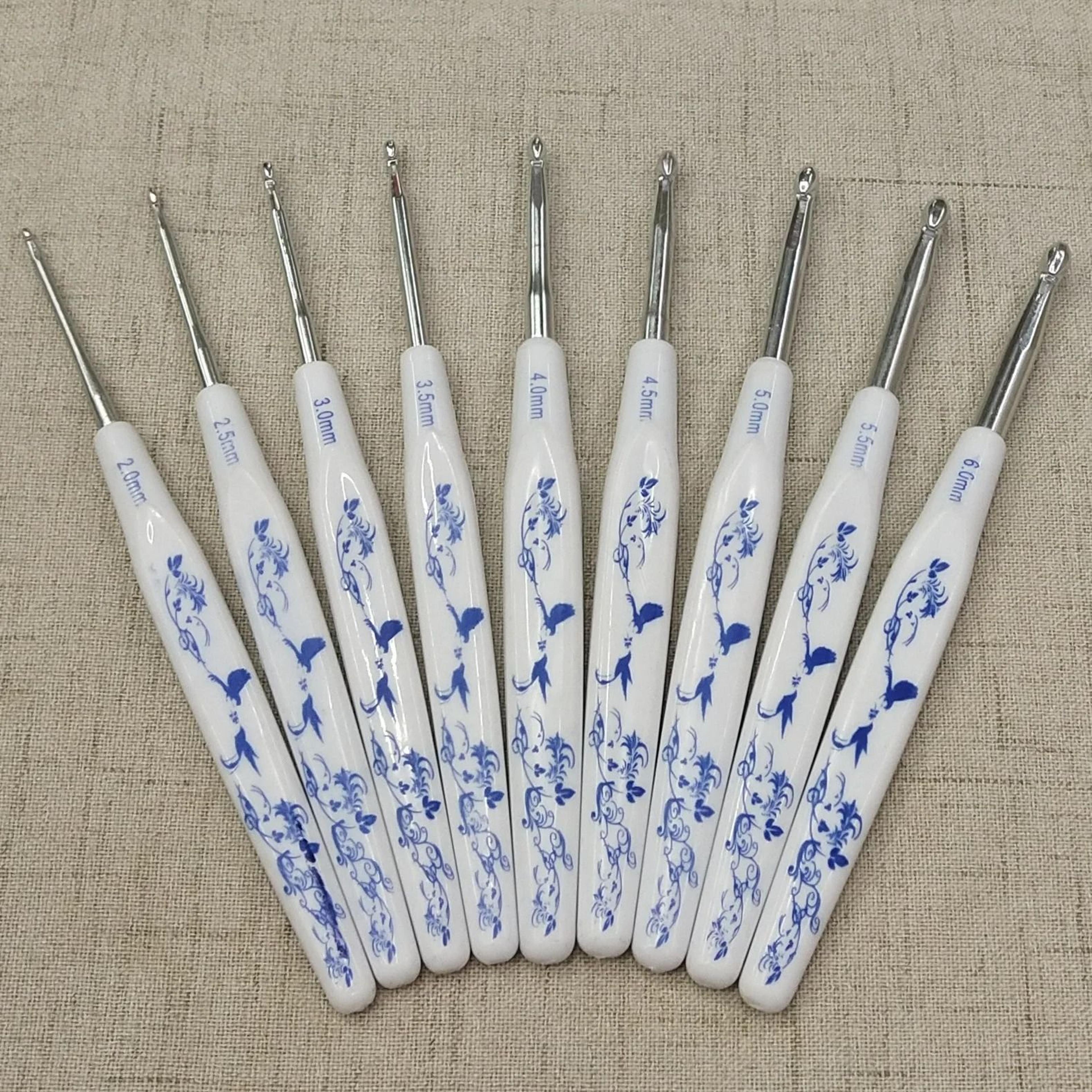 Ergonomic Crochet Hook Set For Smooth Comfortable Yarn Crafting Projects Beginners 2