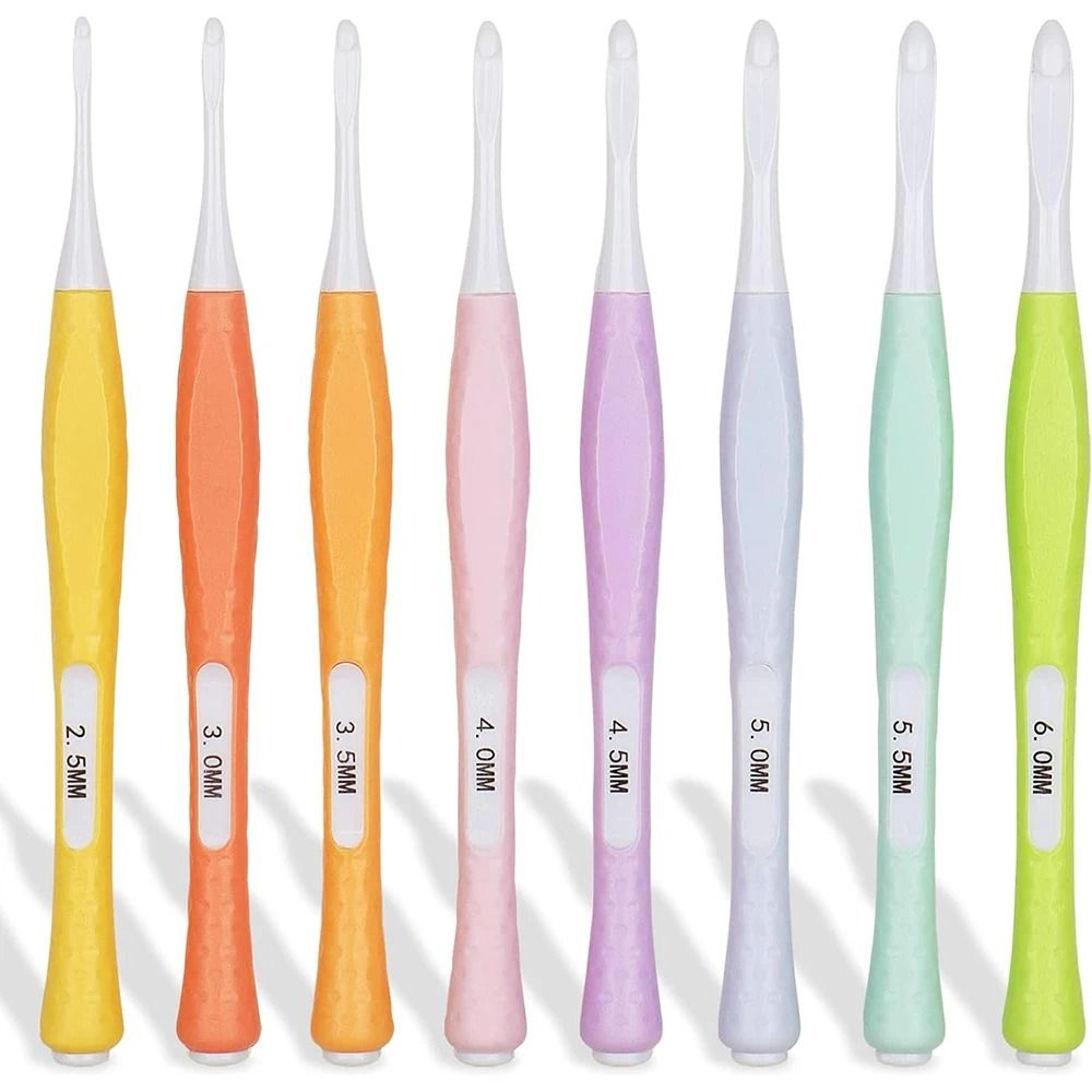 Comfortable Grip Eight Piece Inline Crochet Hook Set For Creative Beginners 6