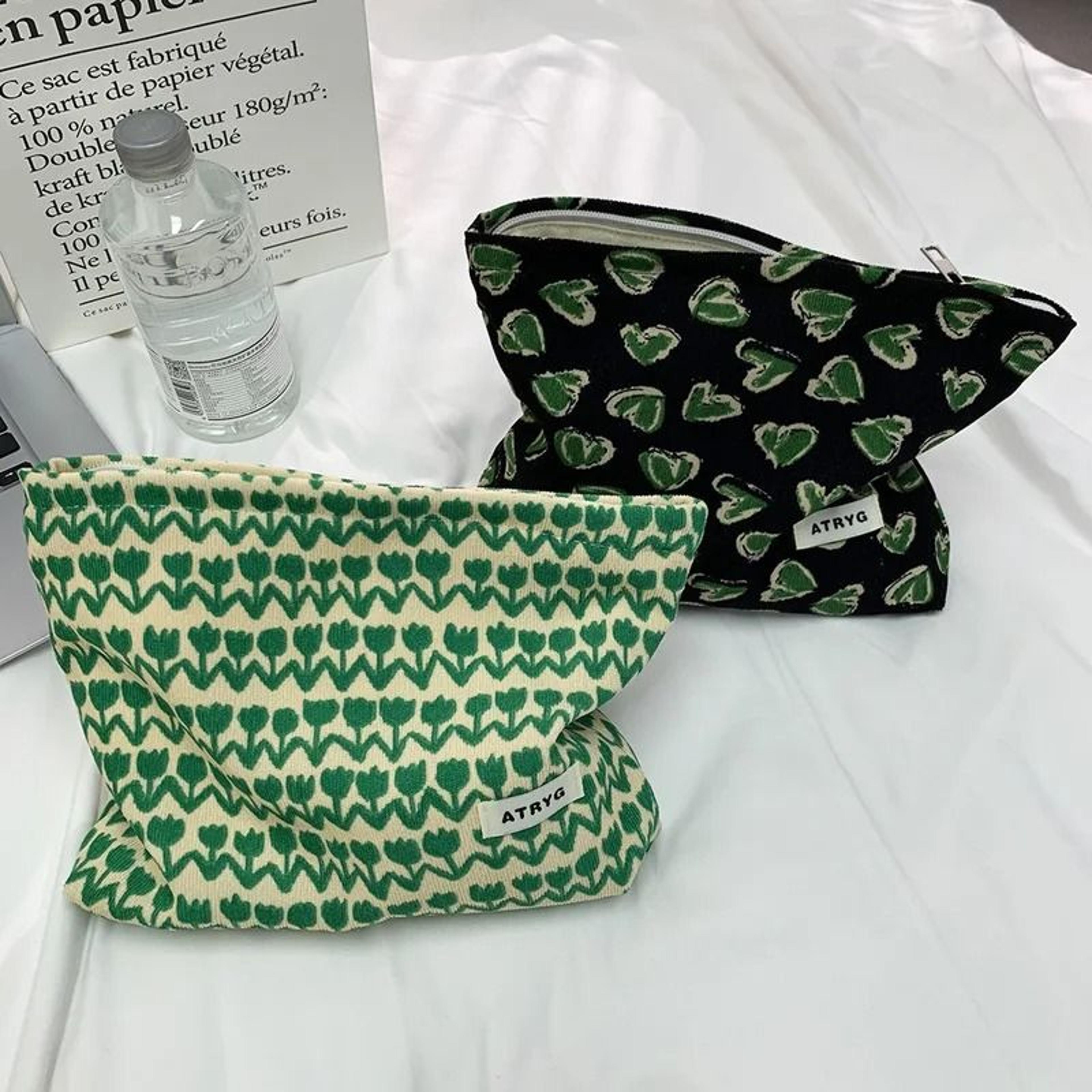 Large Capacity Floral Leaf Travel Makeup Organizer Bag 7