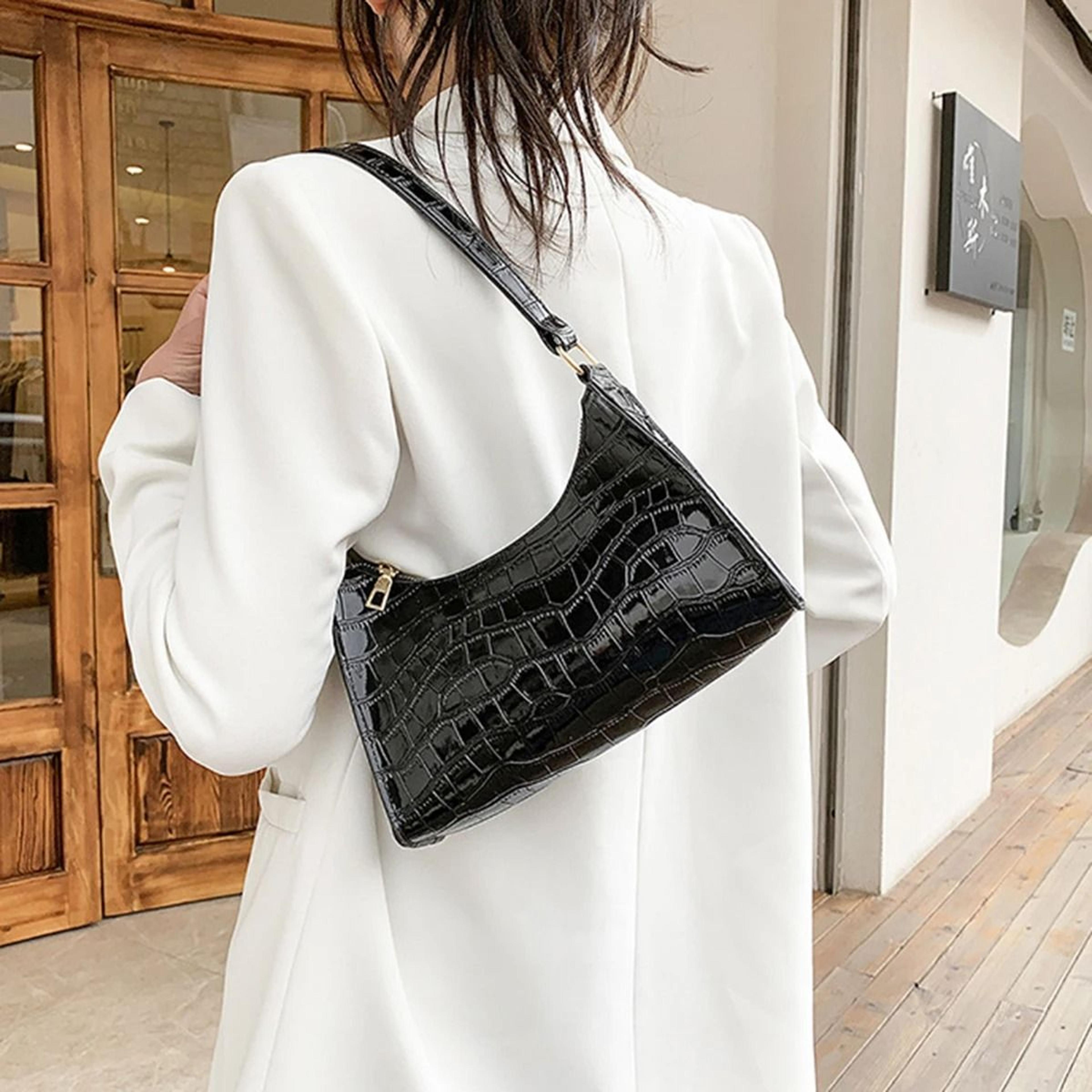 black crocodile texture shoulder bag for day to night style
